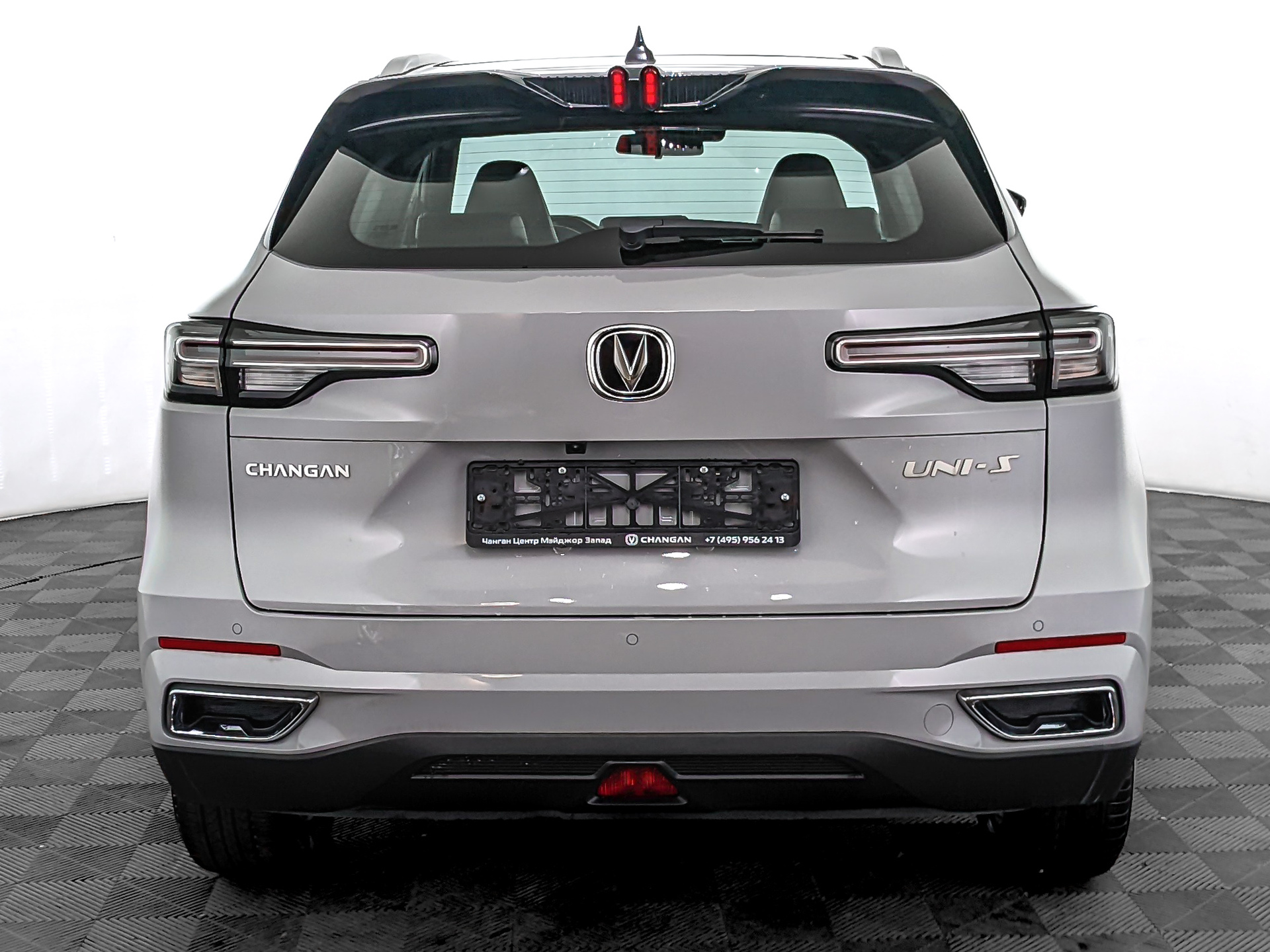 Фото Changan UNI-S Техно+ 1.5T/181 7RT Передний привод