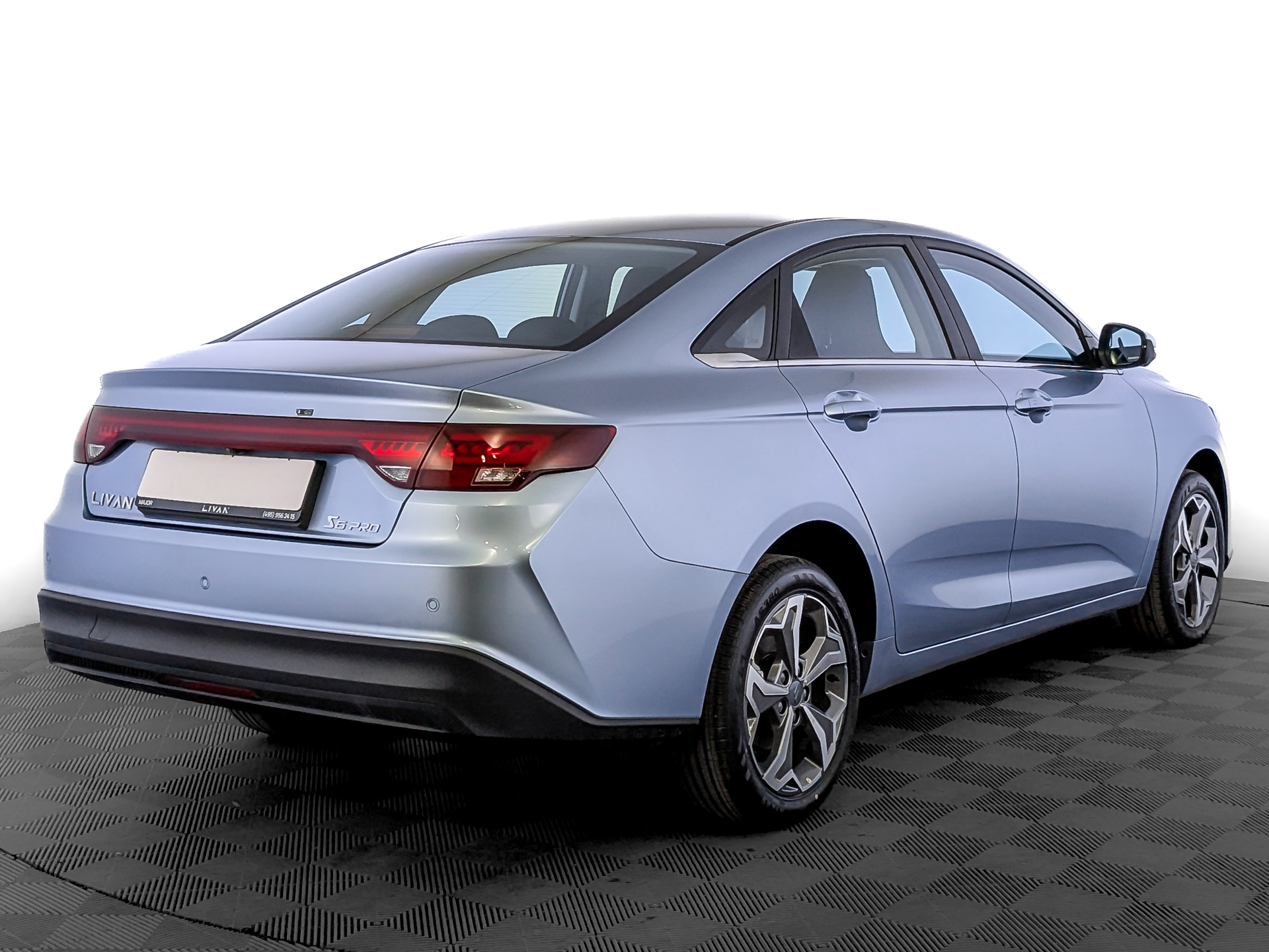 Фото Livan S6 Pro Luxury 1.5T/147 7RТ 4D