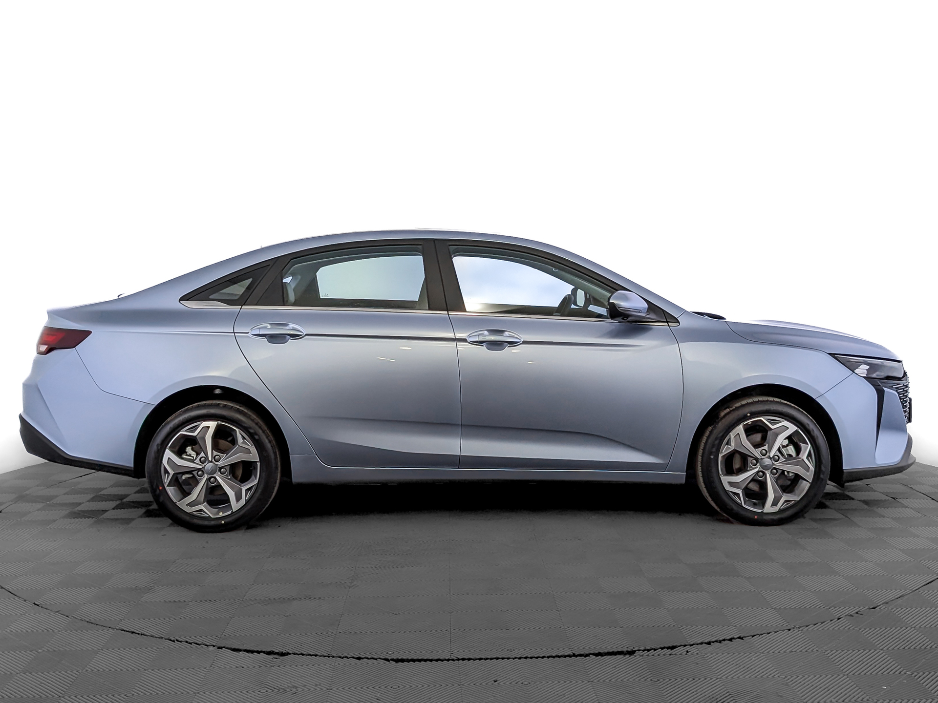 Фото Livan S6 Pro Luxury 1.5T/147 7RТ 4D