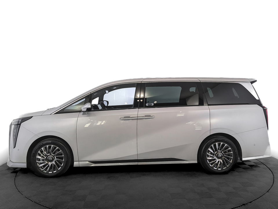 GAC M8 GX 2.0T/231 8AT 7S
