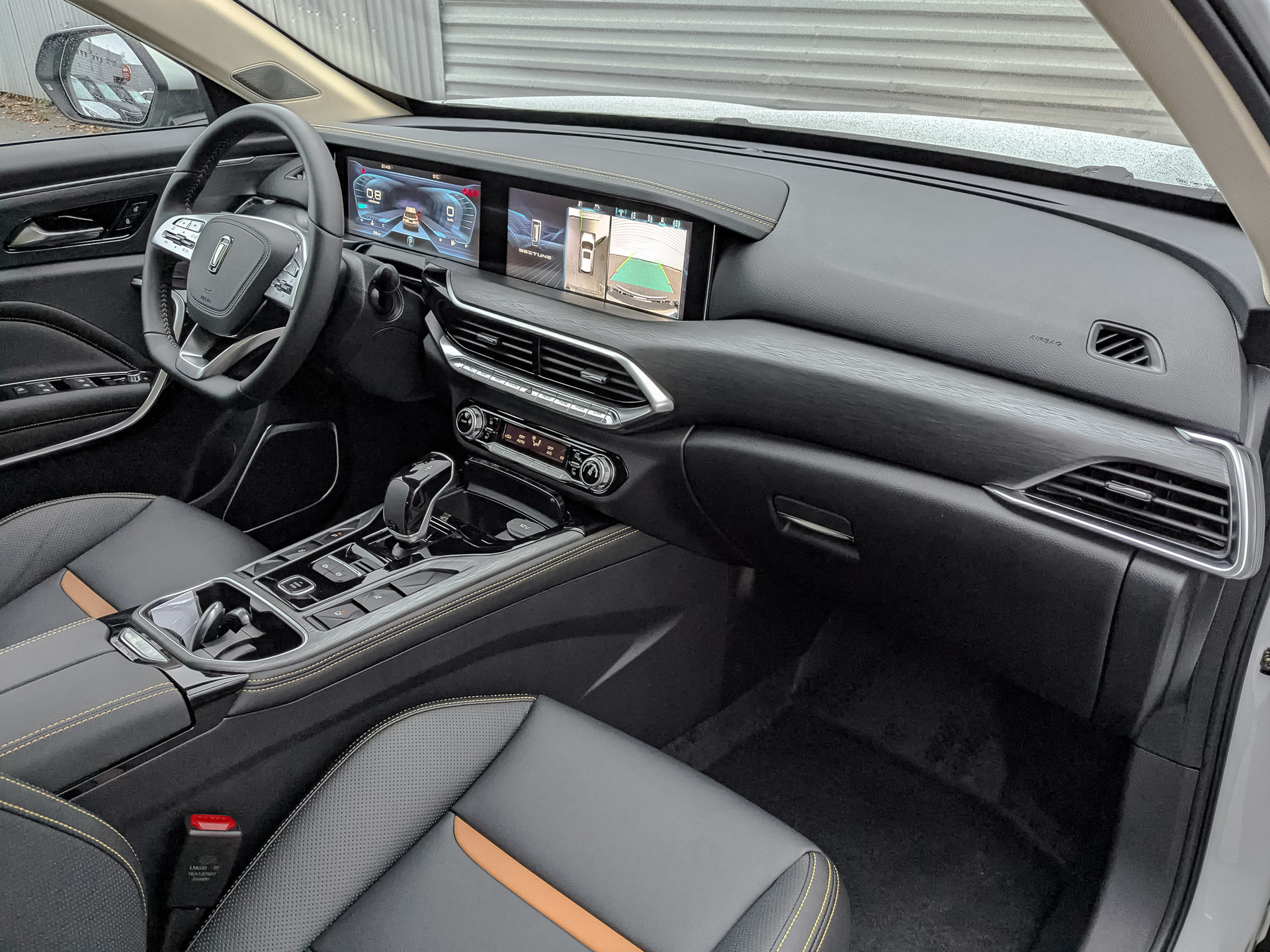 Фото FAW Bestune T77 Prestige Plus 1.5T/160 7RT 2WD