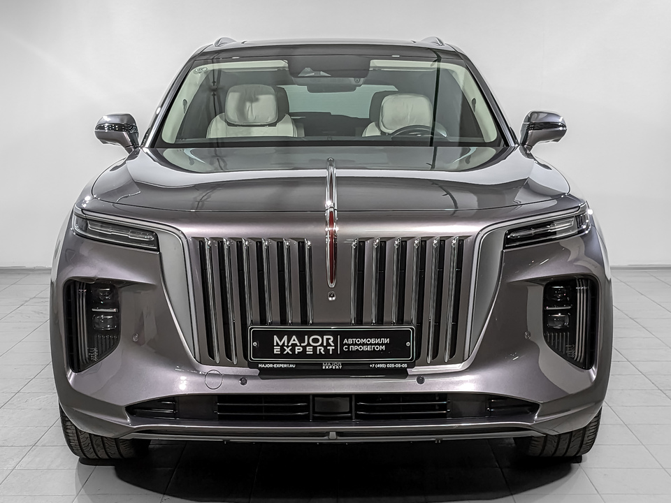 Hongqi E-HS9 I