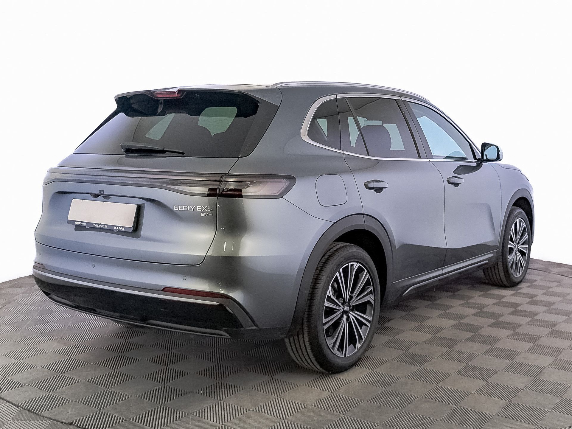 Фото Geely EX5 EM-i PHEV Max 1.5H/167 DHT 18.4кВт 2WD