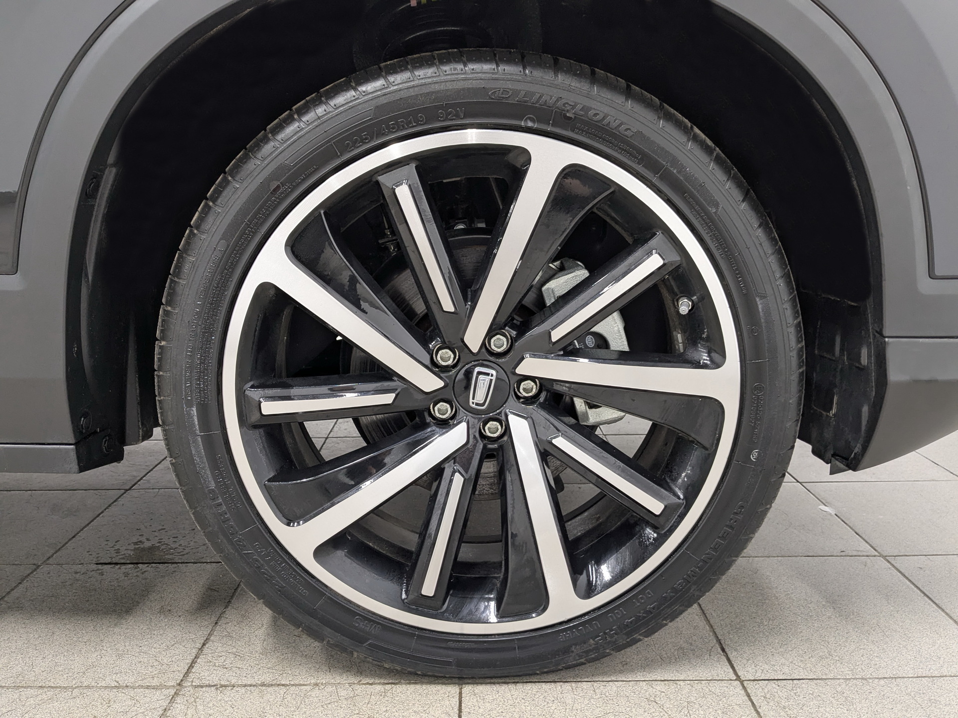 Фото FAW Bestune T77 Престиж Плюс 1.5T/160 7РТ 2П