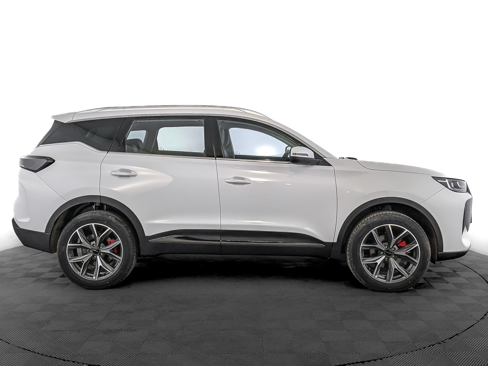 Фото Tenet T7 Active 1.6T/150 7RT 4WD