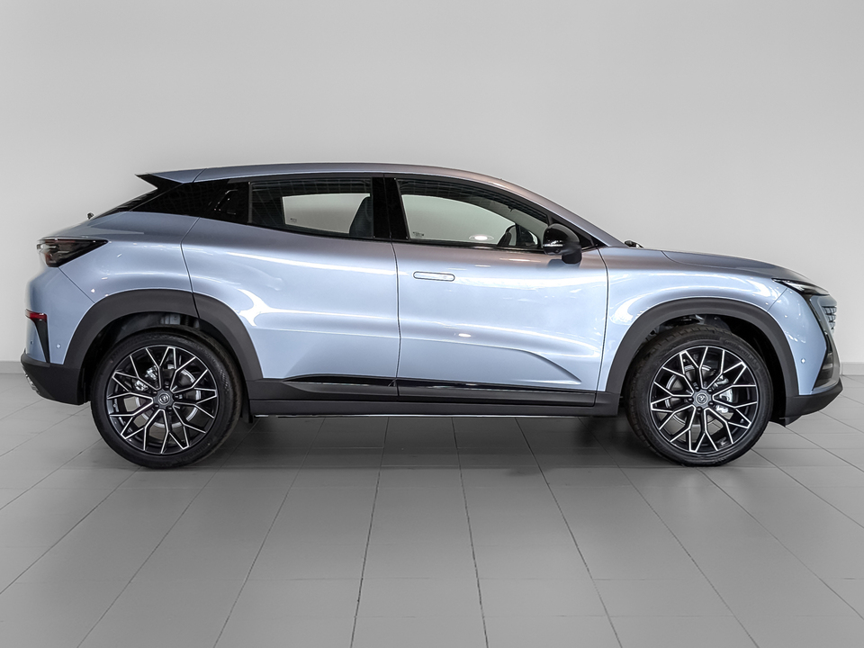 Changan UNI-T Техно 1.5T/167 7RT Передний привод