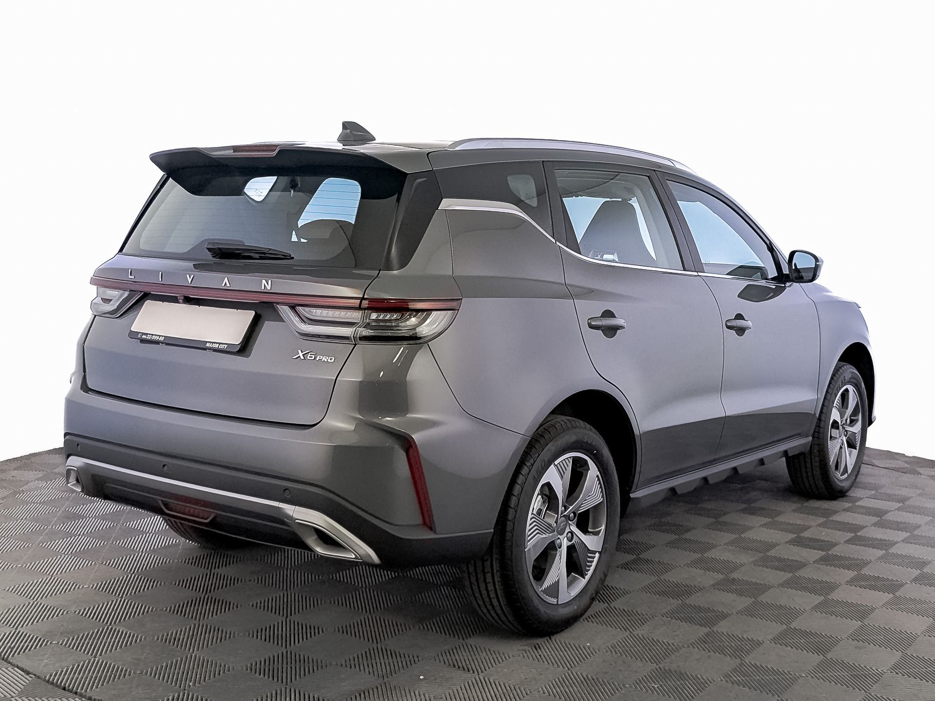 Фото Livan X6 Pro Premium 1.5T/147 7RТ 5D