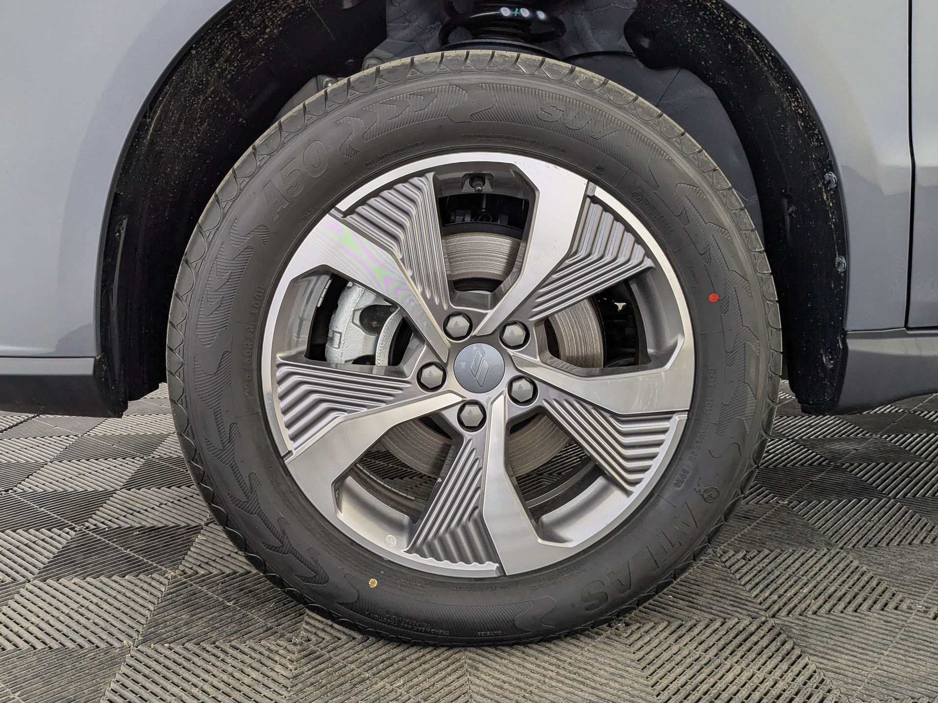 Фото Livan X6 Pro Premium 1.5T/147 7RТ 5D