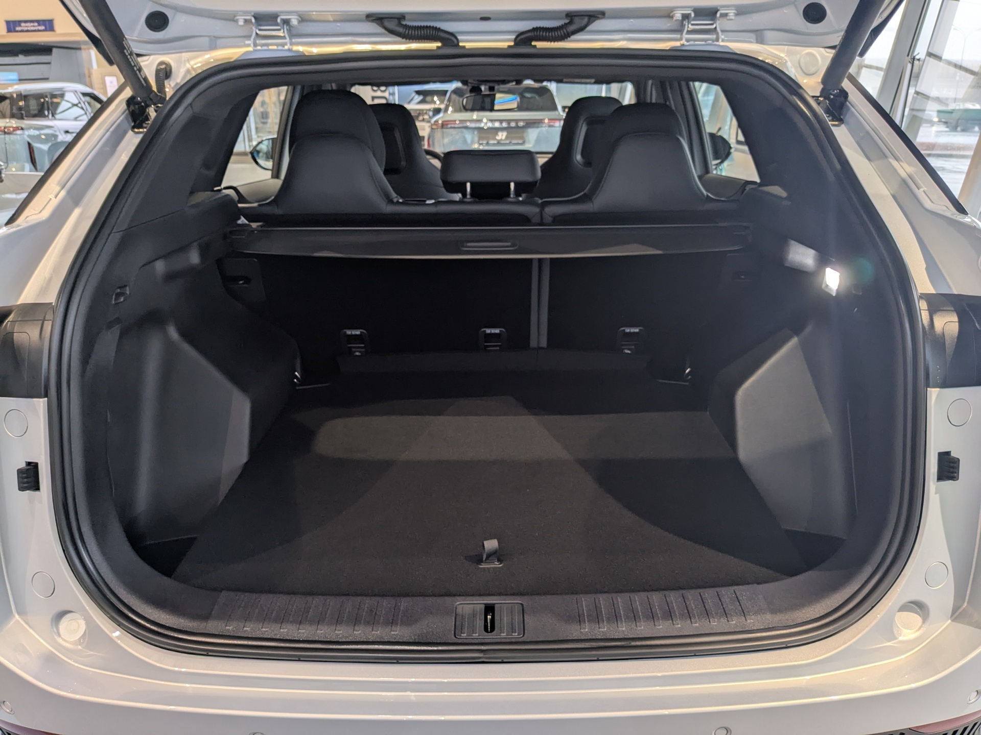 Фото Omoda C7 Актив 1.6T/150 7RT 2WD