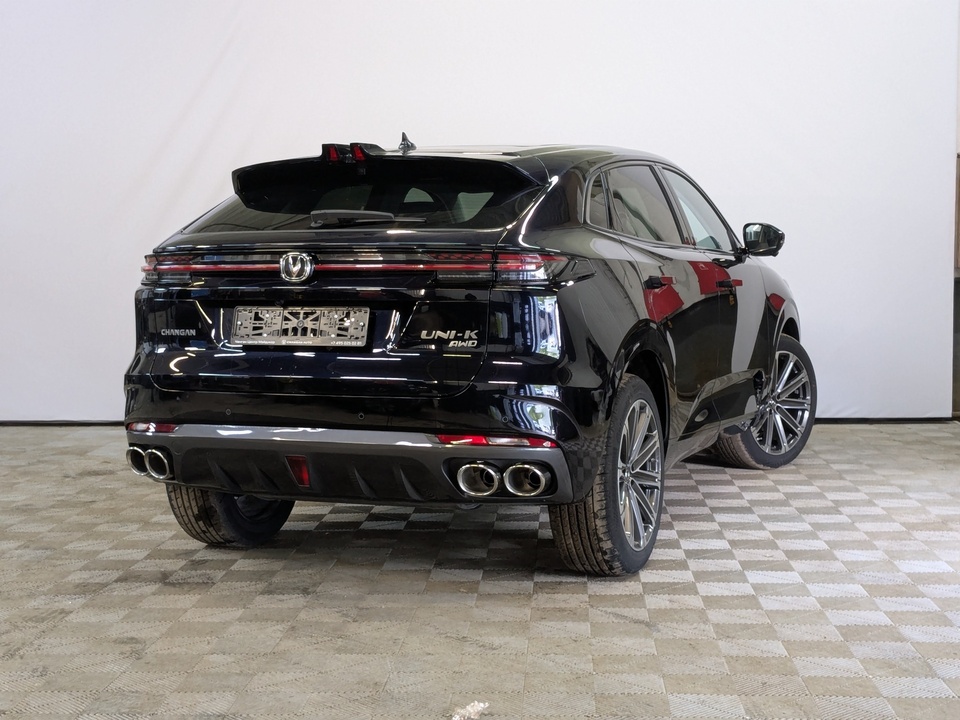 Changan UNI-K Техно 2.0T/226 8AT Полный привод