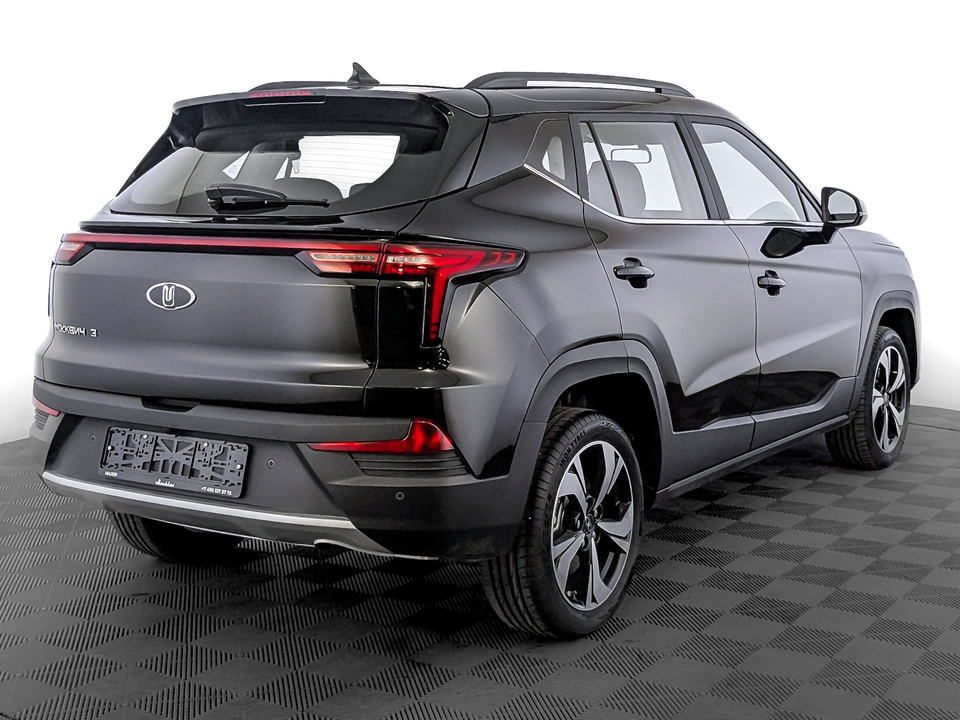Москвич 3 Стандарт Плюс 1.5T/136 CVT 5D