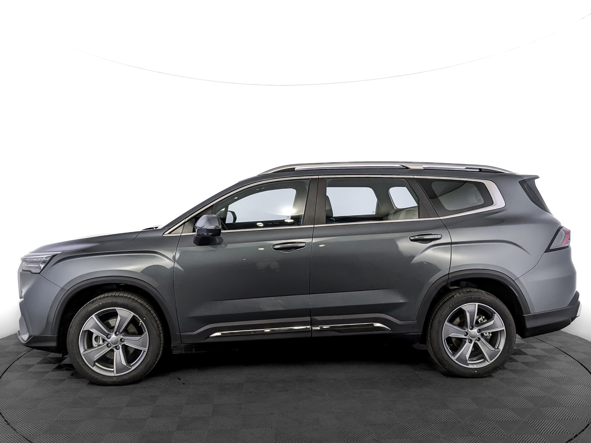 Фото Geely Okavango Flagship 2.0T/200 7RT 2WD