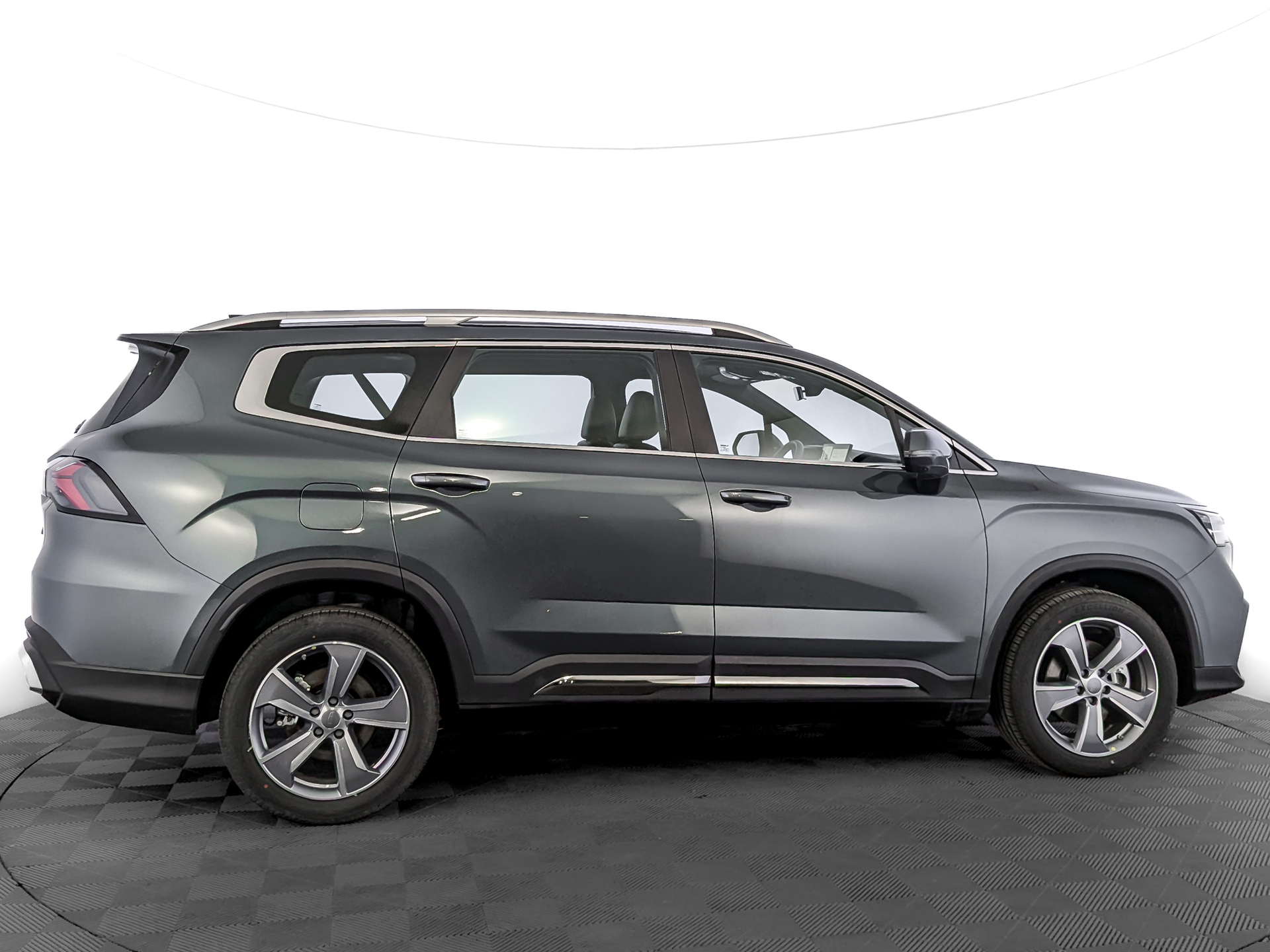 Фото Geely Okavango Flagship 2.0T/200 7RT 2WD