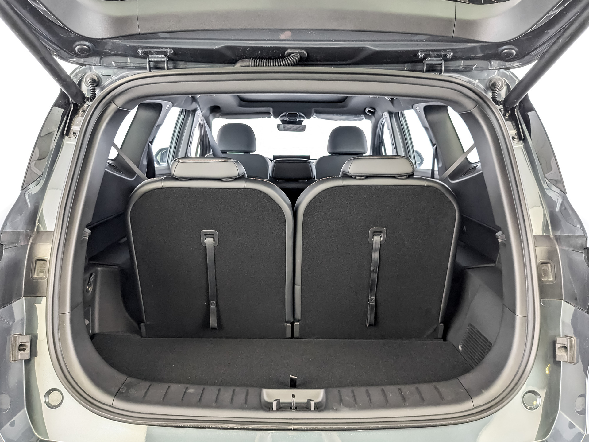 Фото Geely Okavango Flagship 2.0T/200 7RT 2WD