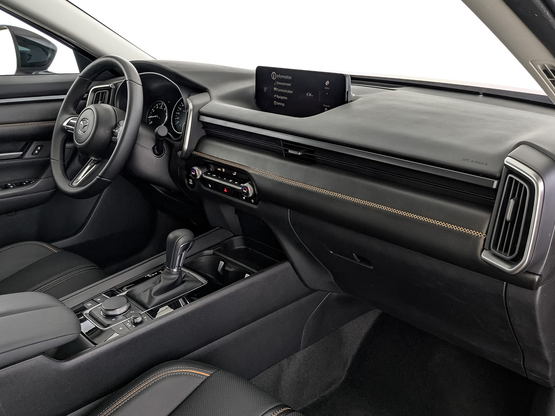 Фото Mazda CX-50 Supreme 2.0L/155 6AT 2WD
