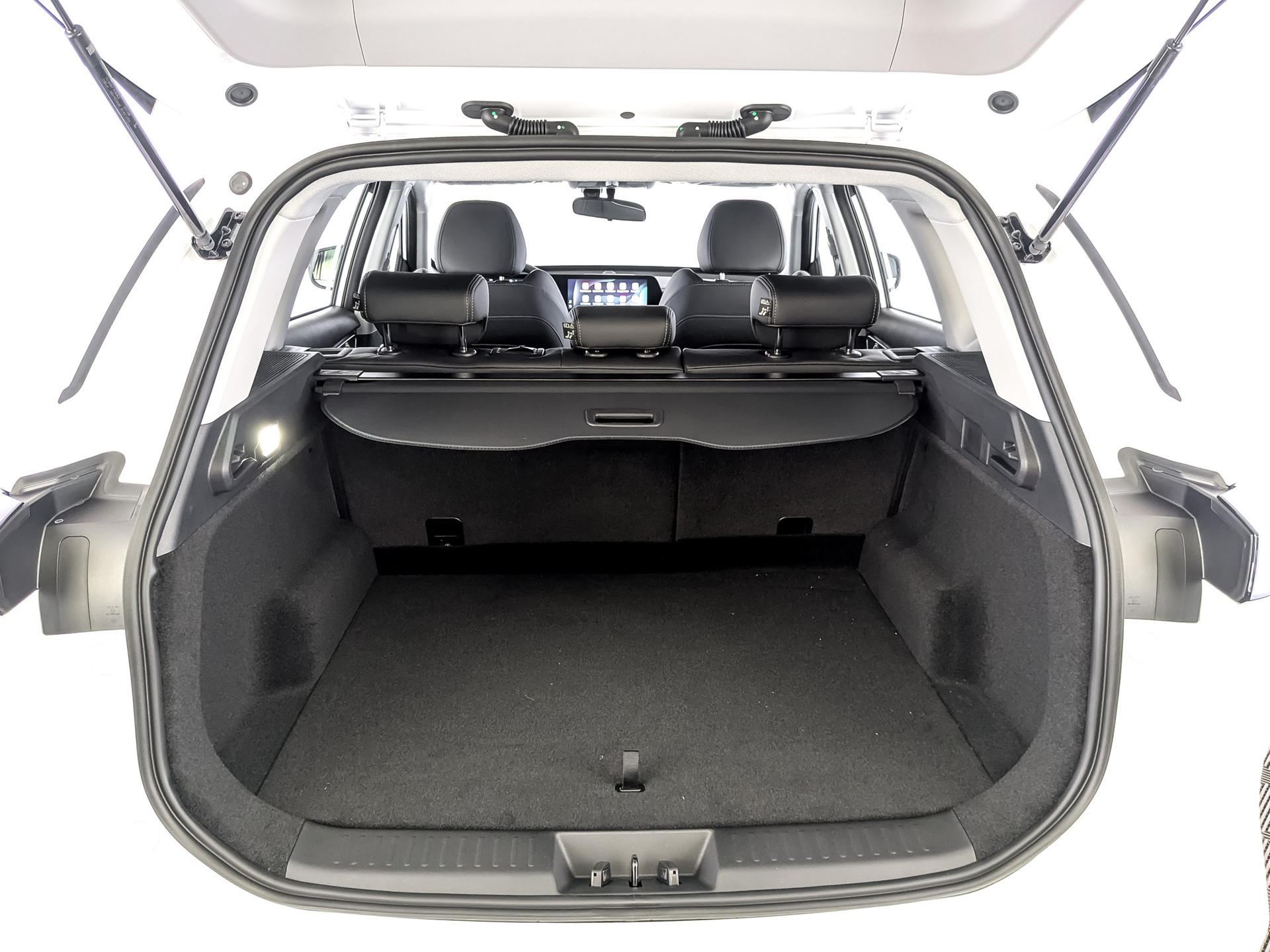 Фото Tenet T7 Active 1.6T/150 7RT 4WD