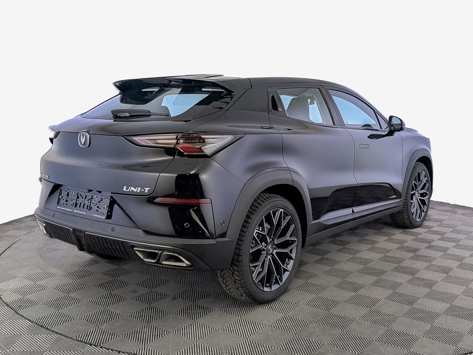 Changan UNI-T Техно 1.5T/167 7RT Передний привод