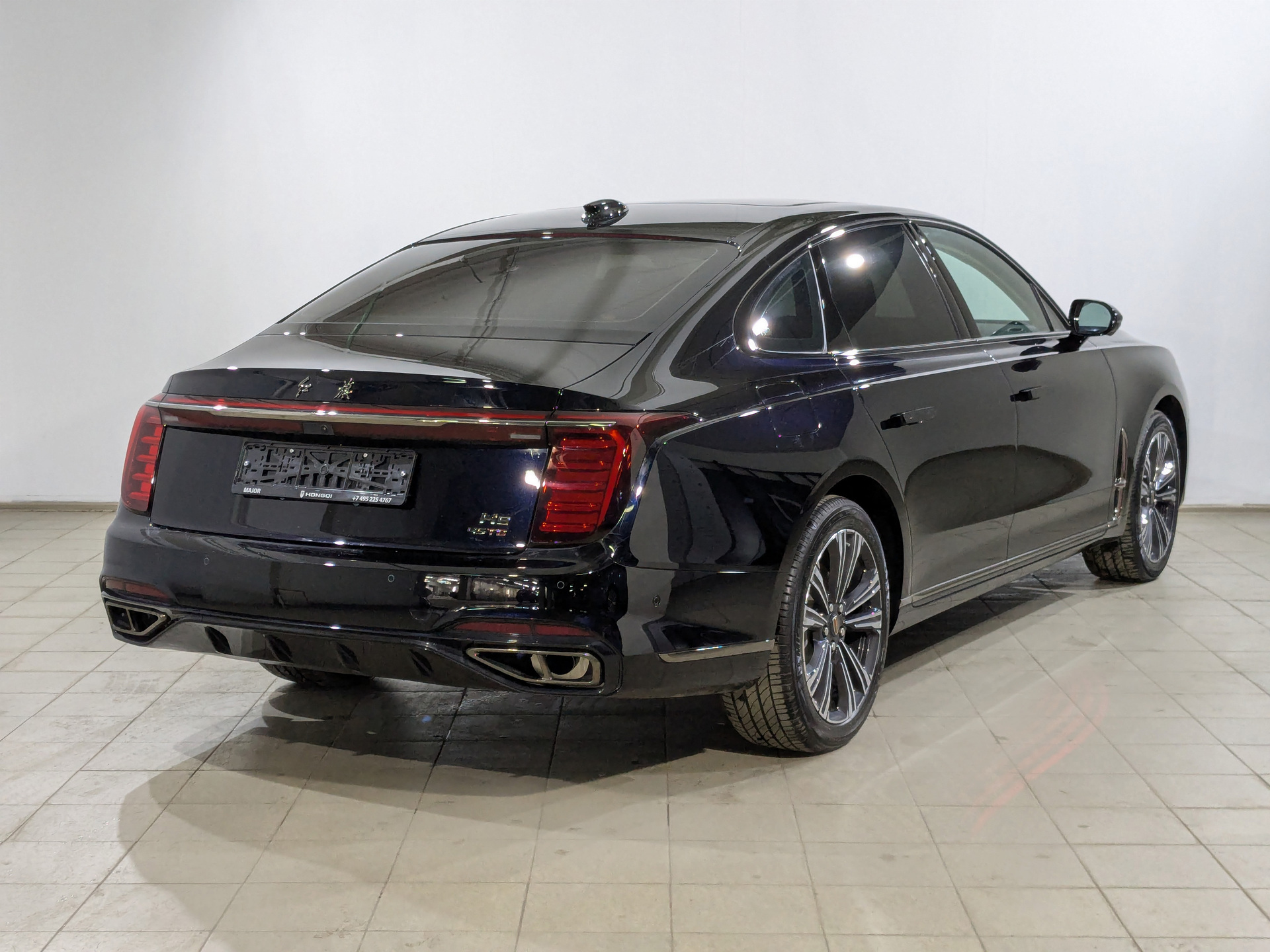 Фото Hongqi H9 FL Deluxe 2.0T/245 7RT RWD