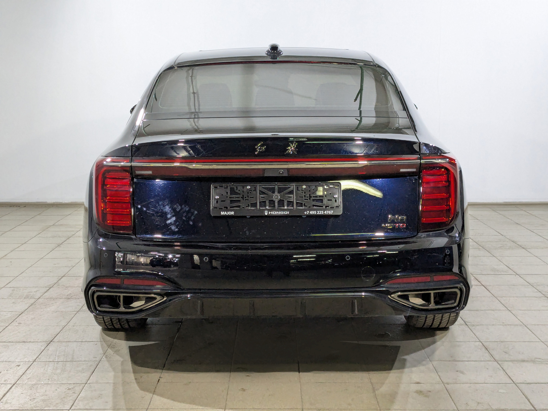 Фото Hongqi H9 FL Deluxe 2.0T/245 7RT RWD