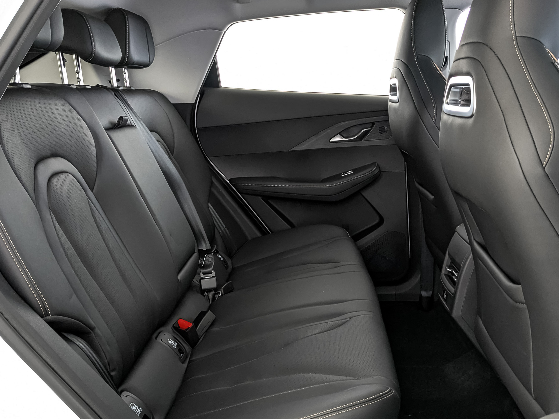 Фото Omoda C5 Актив FL 1.6T/150 7RT 4WD