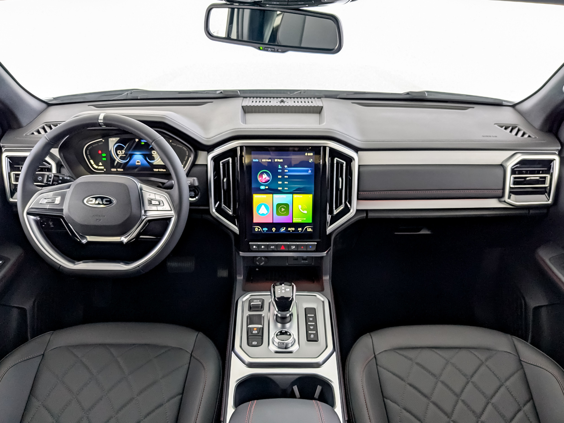 Фото JAC T9 Эксплор 2.0Т/224 8AT 4П