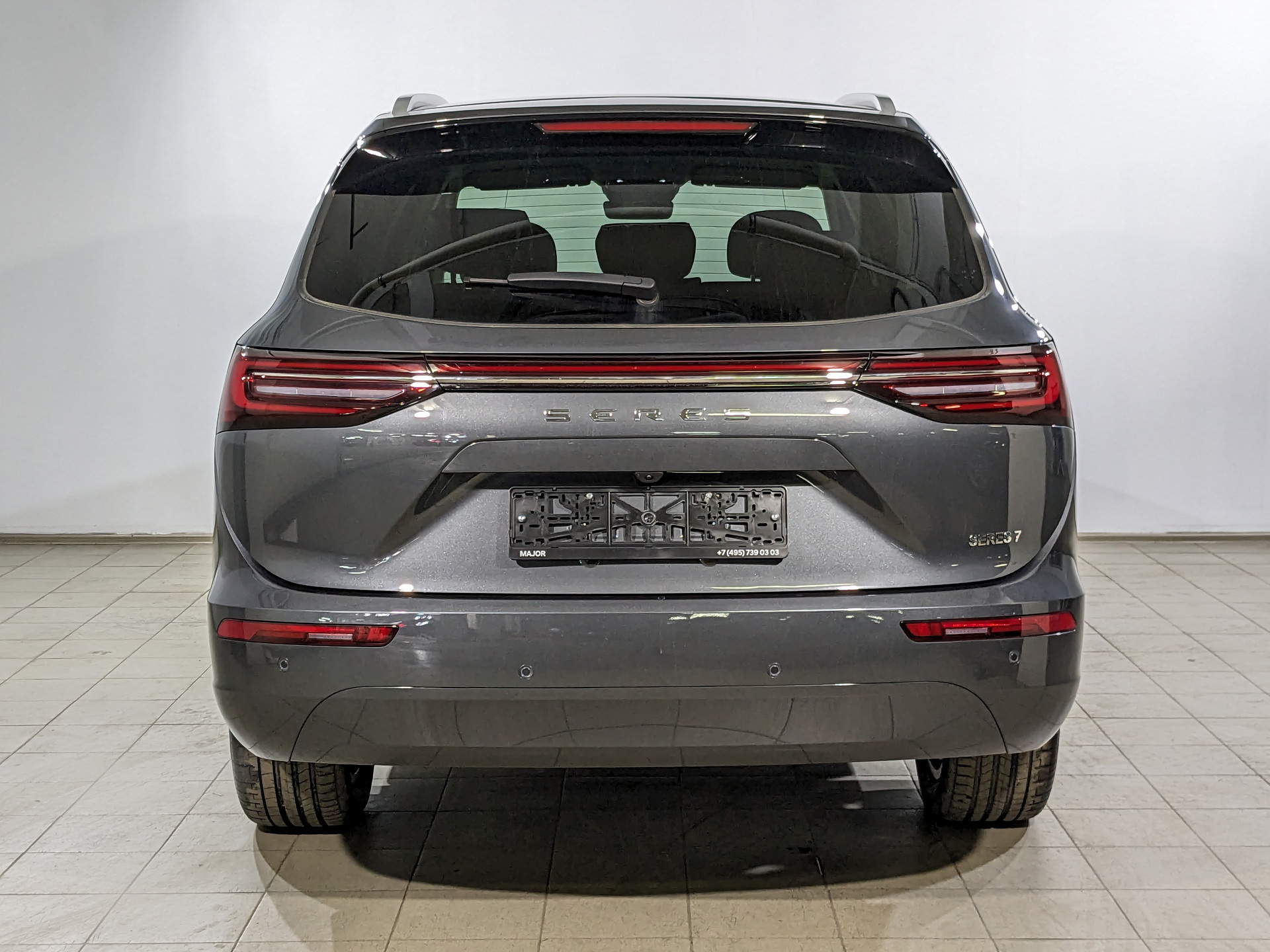 Фото Seres M7 PRO 5 Seats 1.5ELH/439 40кВт 4WD