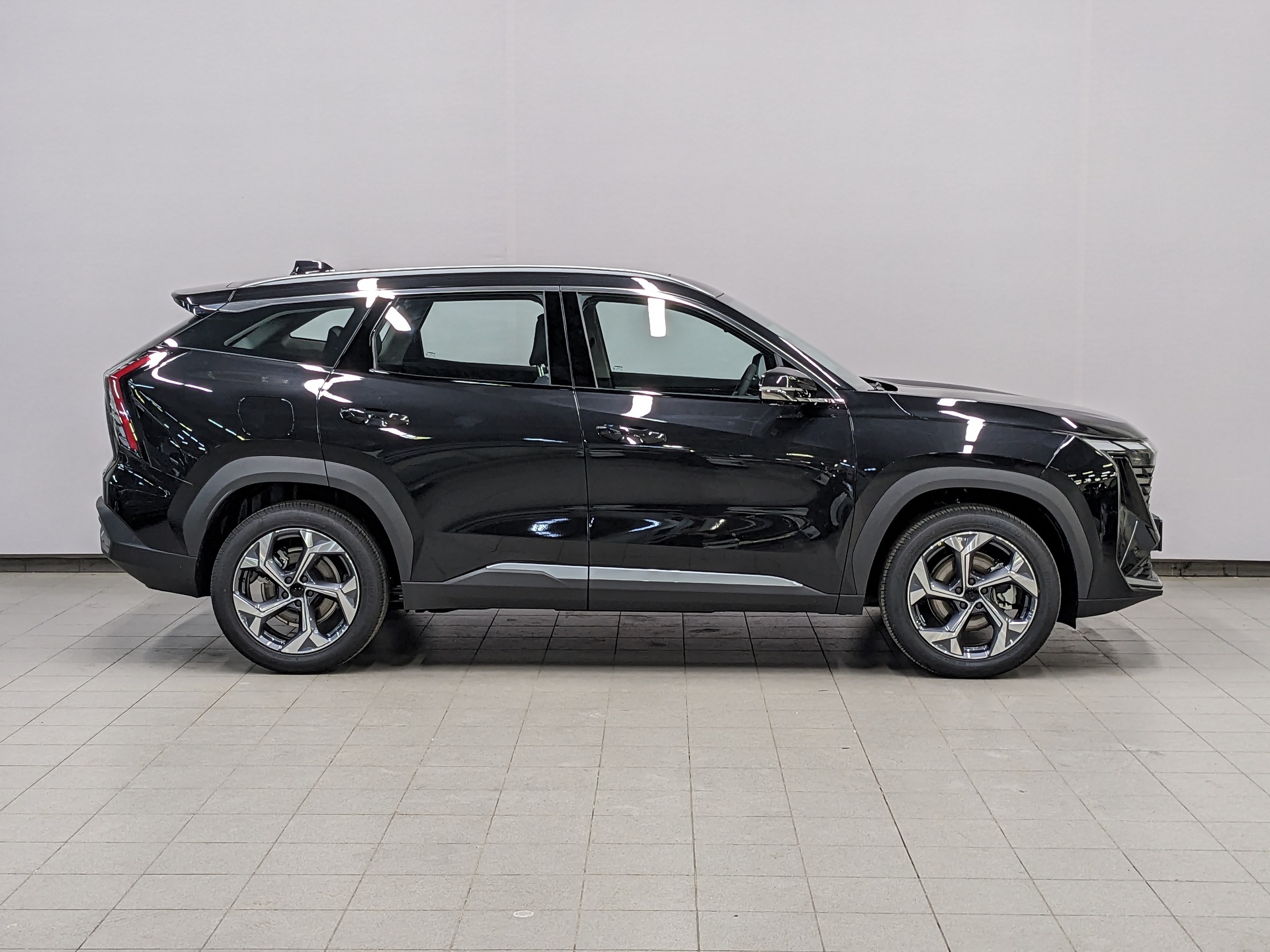 Фото Geely Atlas Flagship 2.0T/200 8AT 4WD