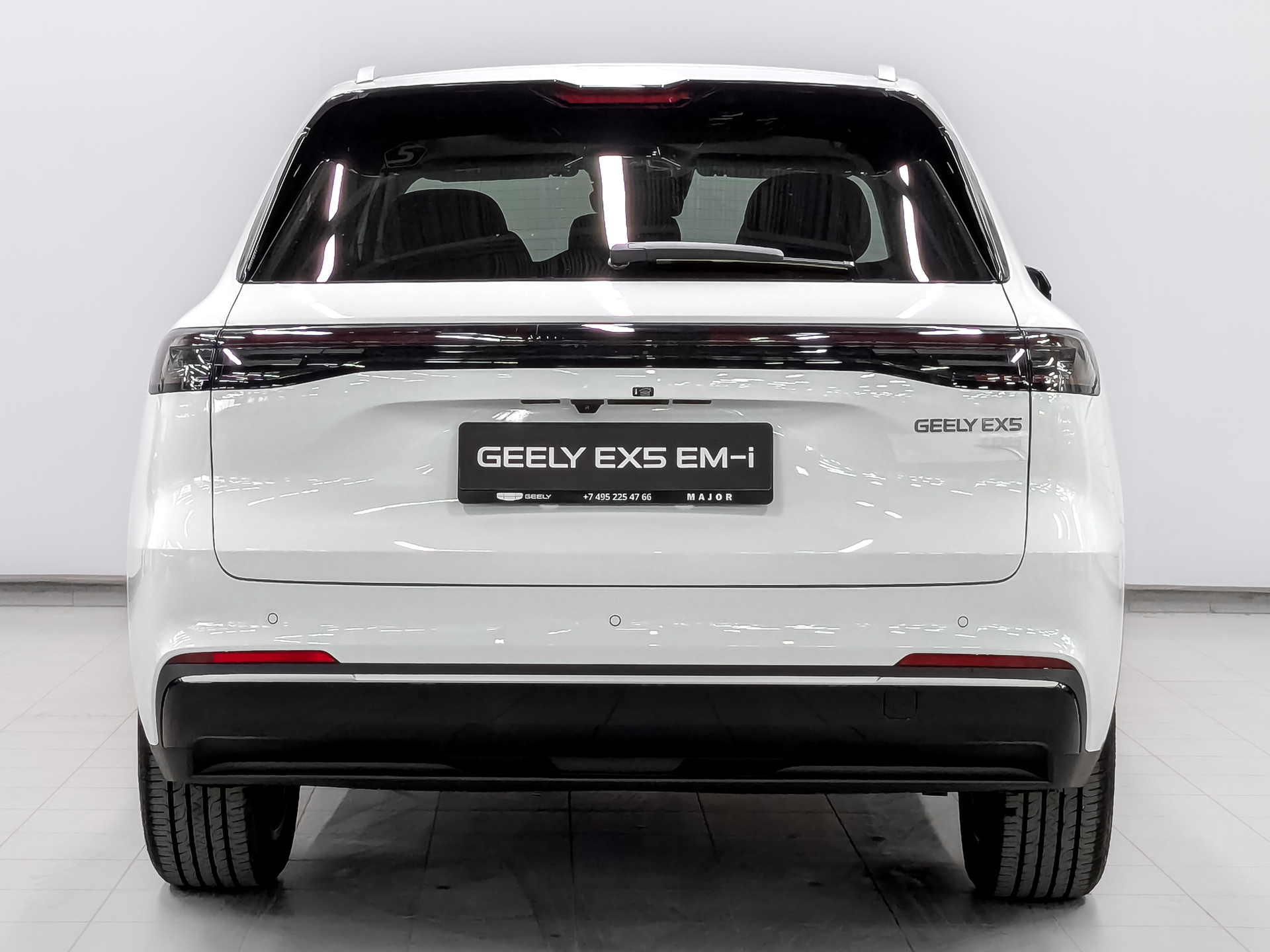 Фото Geely EX5 EM-i PHEV Max 1.5H/167 DHT 18.4кВт 2WD