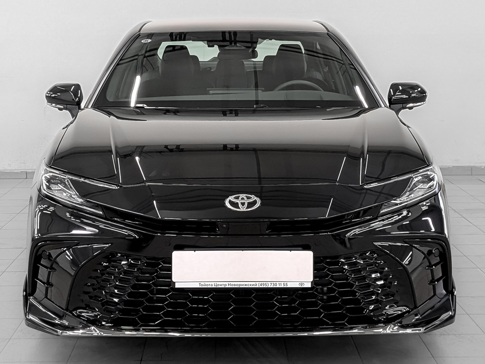 Toyota Camry HXS Sports Plus 2.0H/197 CVT 4D