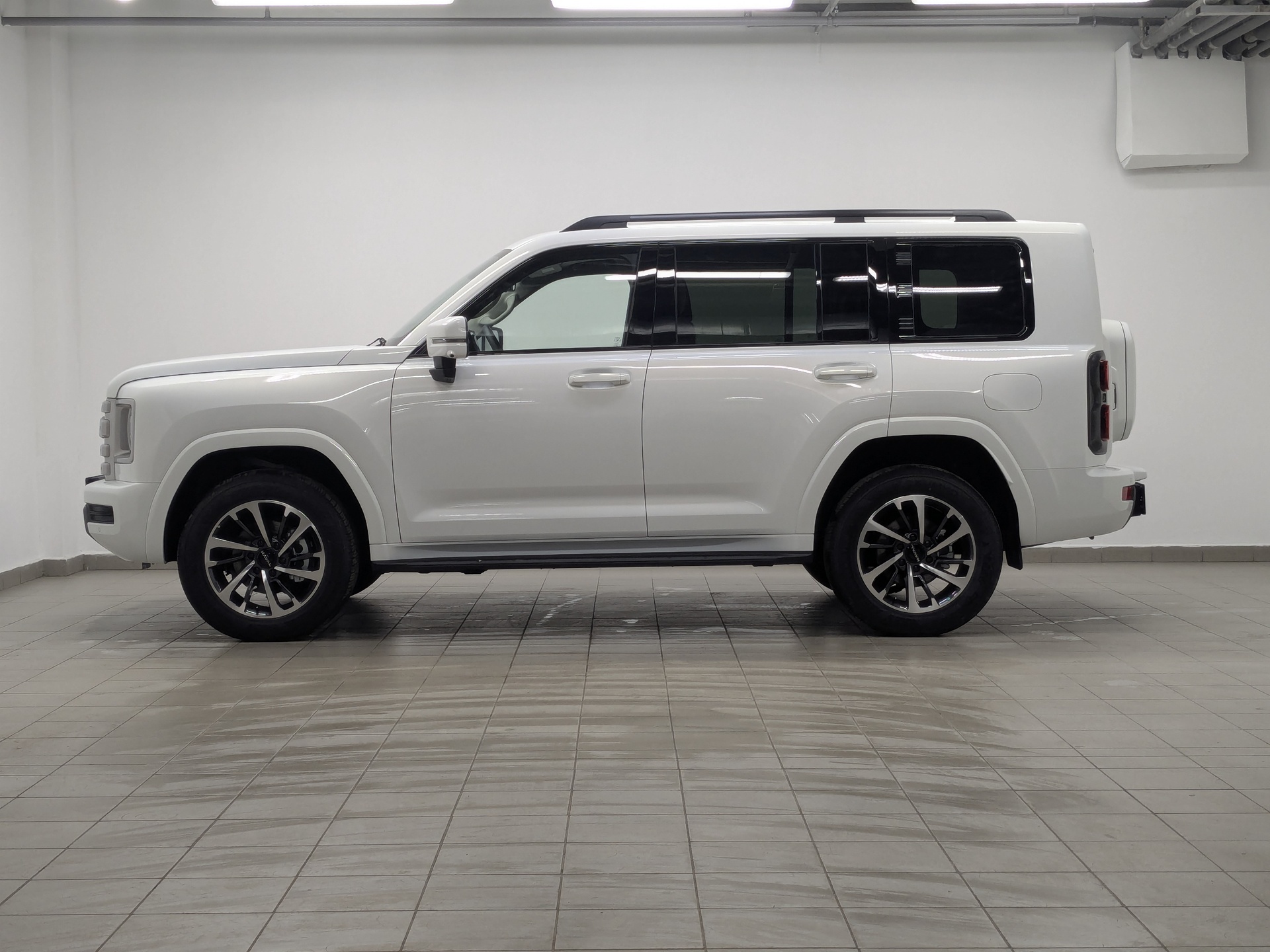 Фото Haval H9 Техно + 2.0T/218 8AT 4WD
