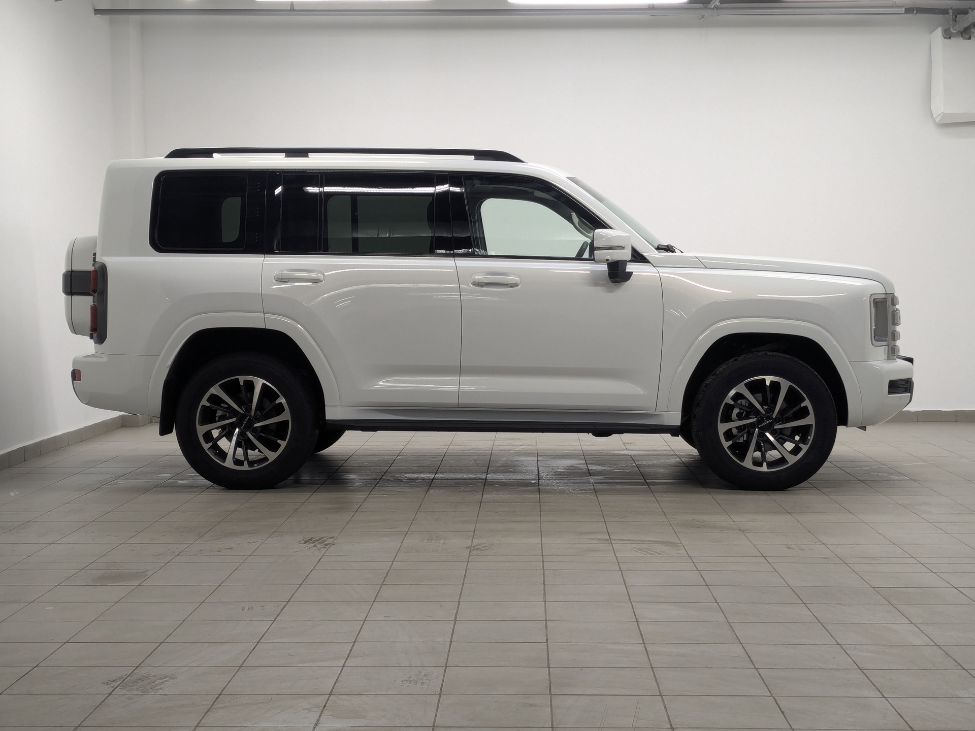 Фото Haval H9 Техно + 2.0T/218 8AT 4WD