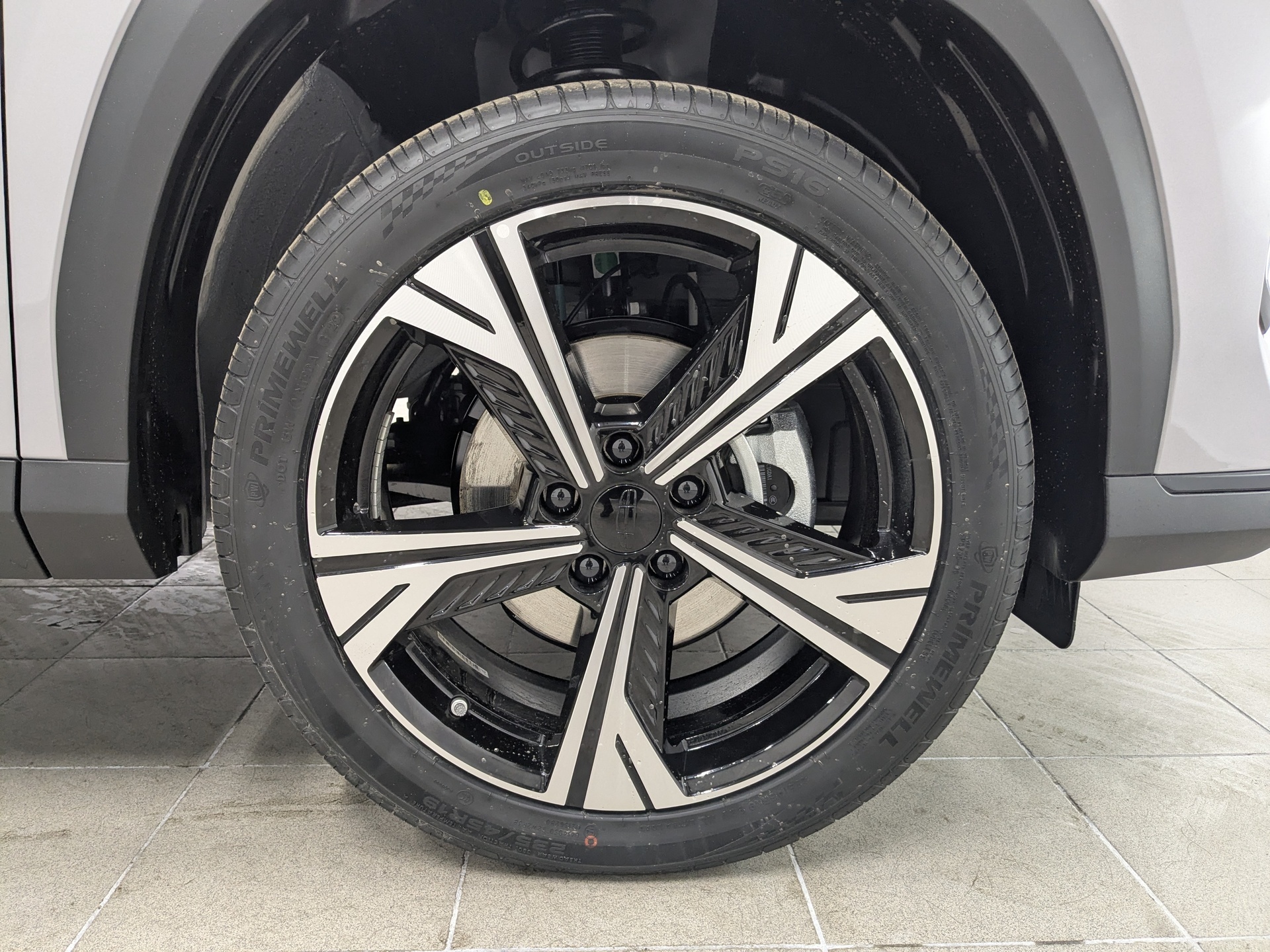 Фото Geely Cityray (G426) Flagship 1.5T/147 7RT 2WD
