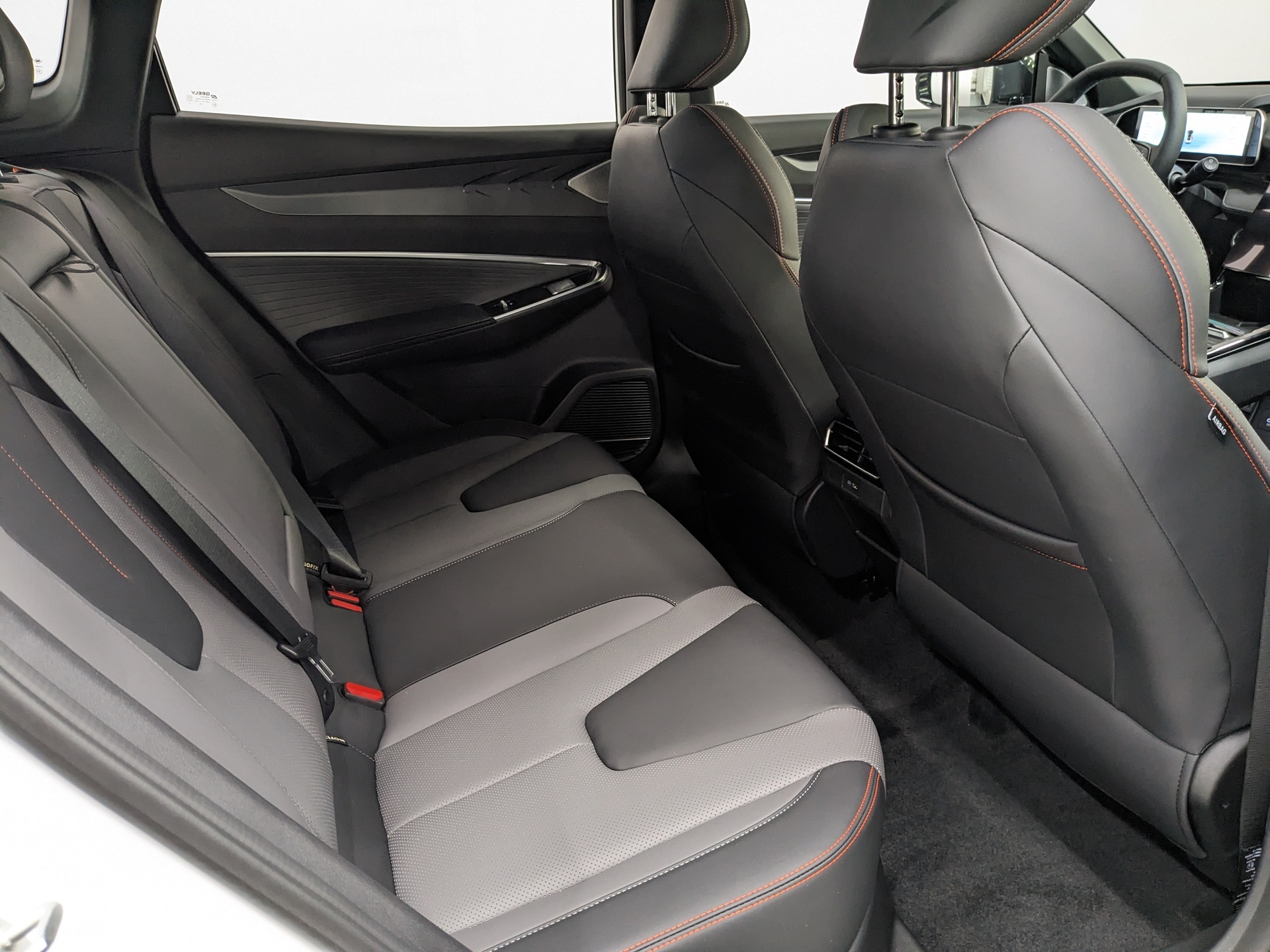 Фото Geely Cityray (G426) Flagship 1.5T/147 7RT 2WD