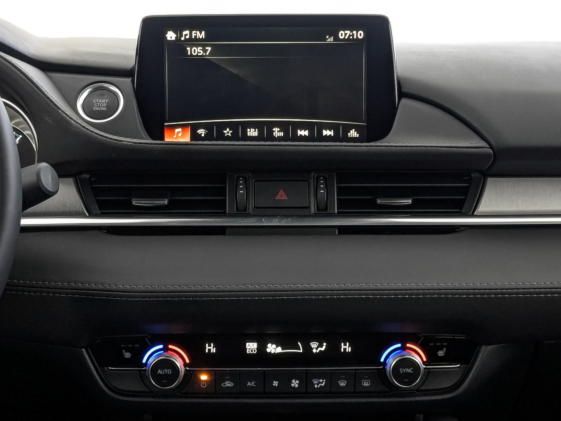 Фото Mazda Atenza Blue Sky Sport2.5L/192 6AT 4D