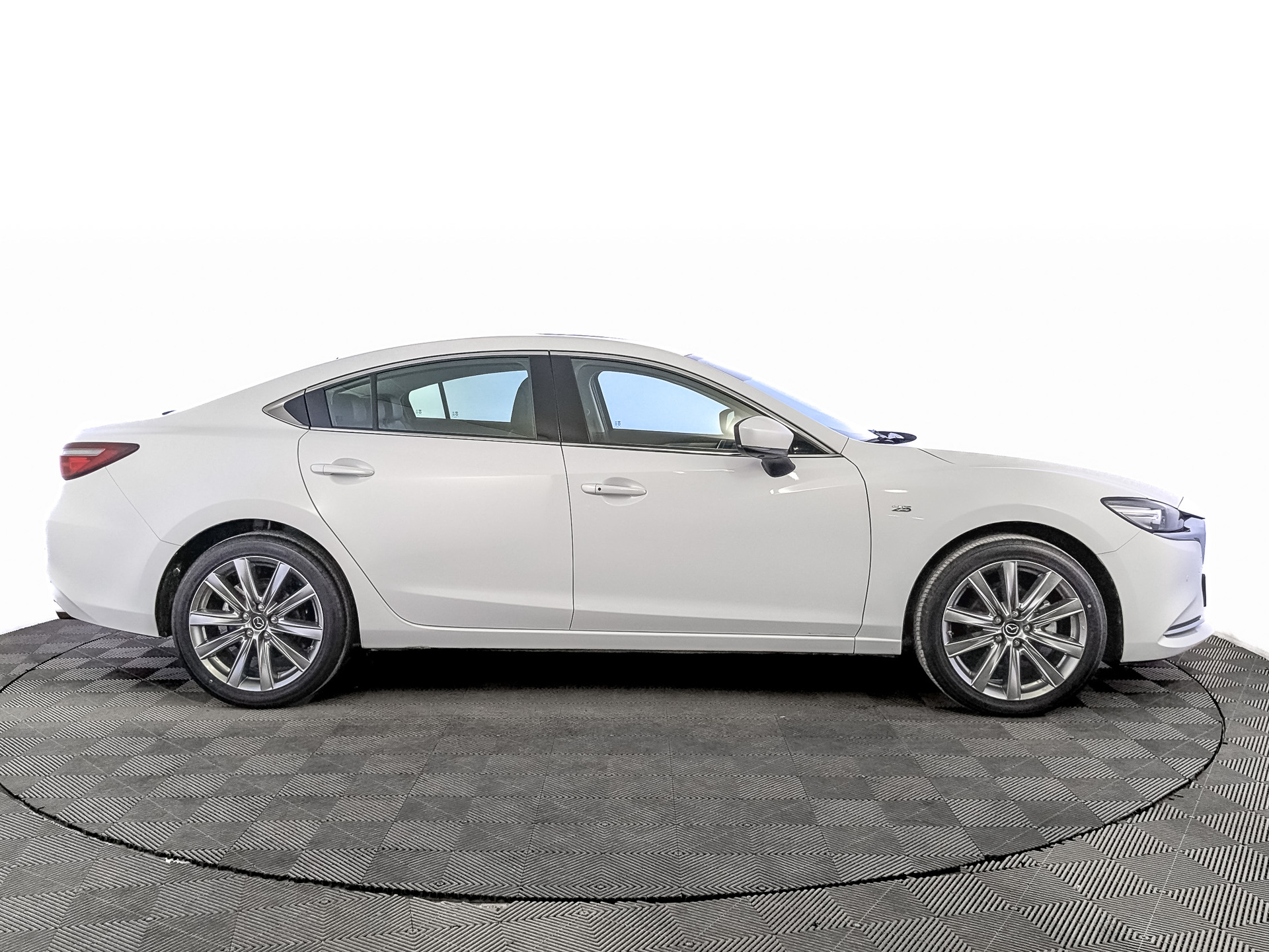 Фото Mazda Atenza Blue Sky Sport2.5L/192 6AT 4D