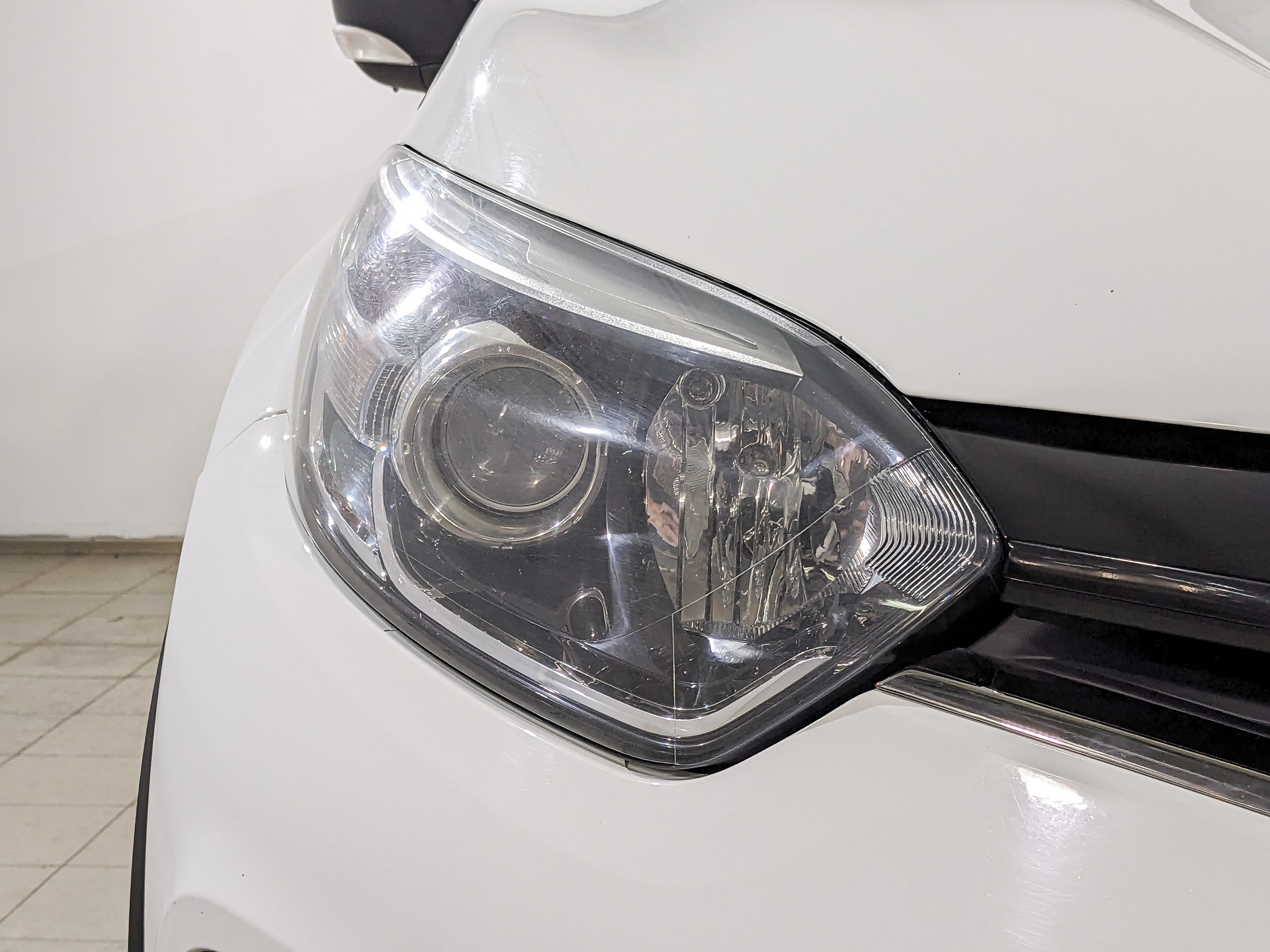 Фара Renault Kaptur