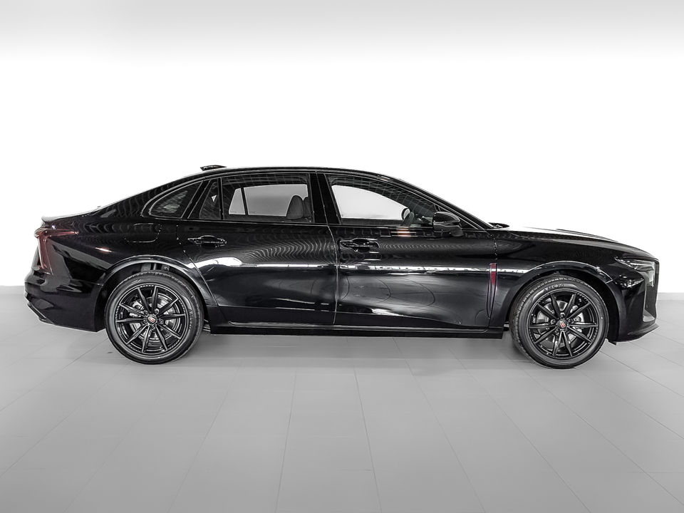 Hongqi H5 Black Edition 2.0T/218 8AT 4D