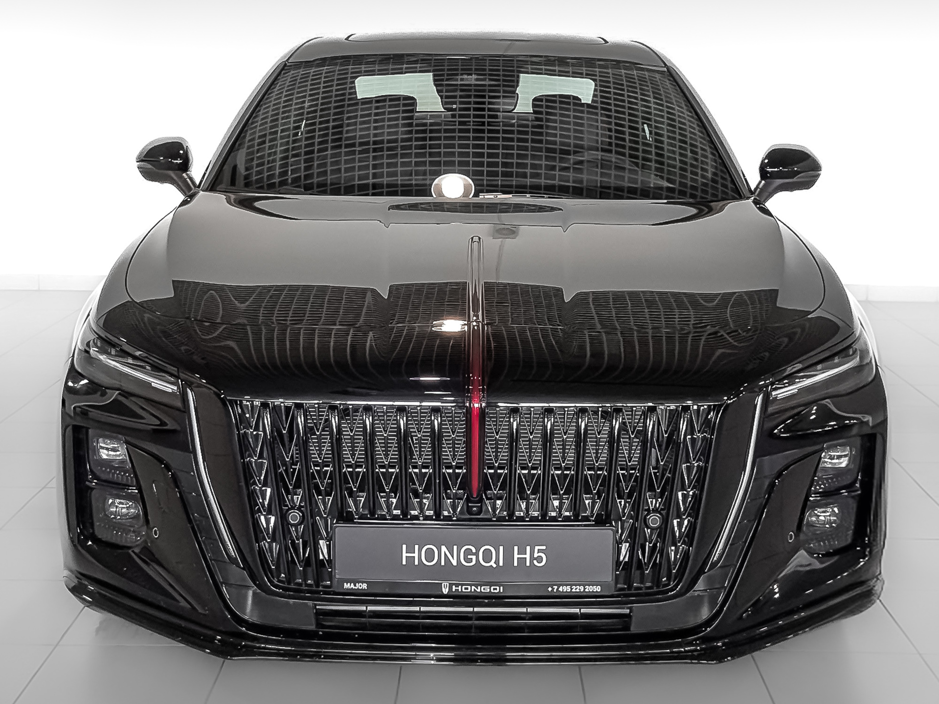 Фото Hongqi H5 Black Edition 2.0T/218 8AT 4D