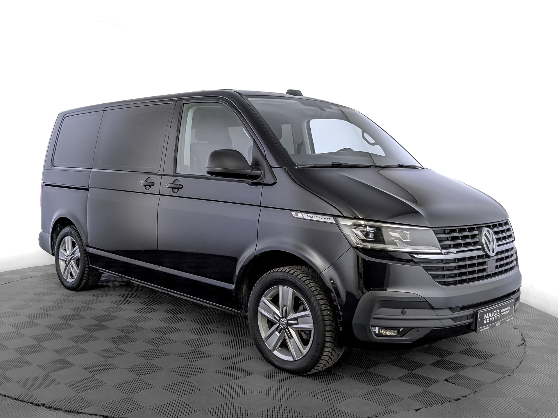 VOLKSWAGEN Multivan 2.00 (150 л.с), автомат, 2021, пробег 68 484 км