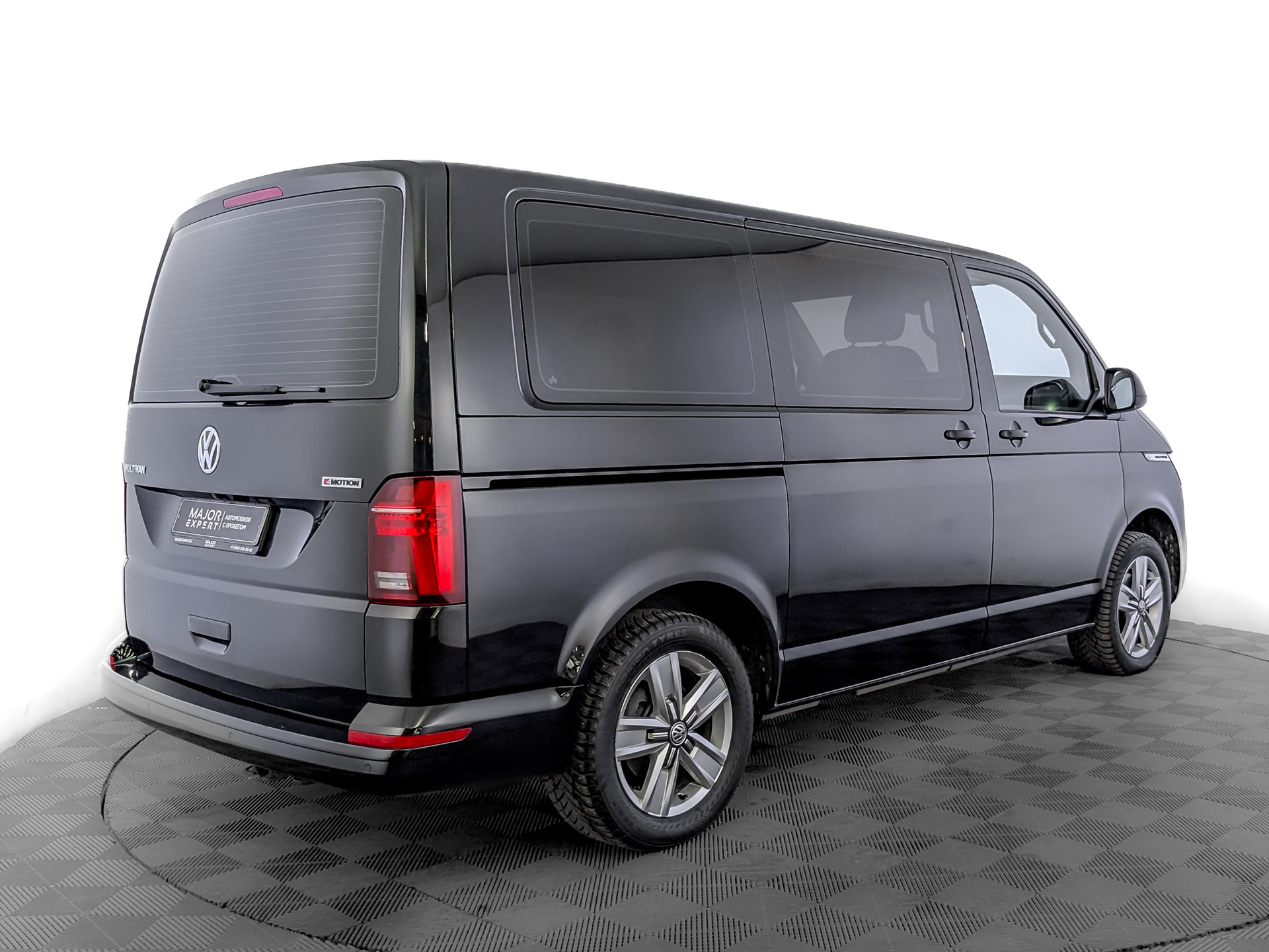 VOLKSWAGEN Multivan 2.00 (150 л.с), автомат, 2021, пробег 68 484 км
