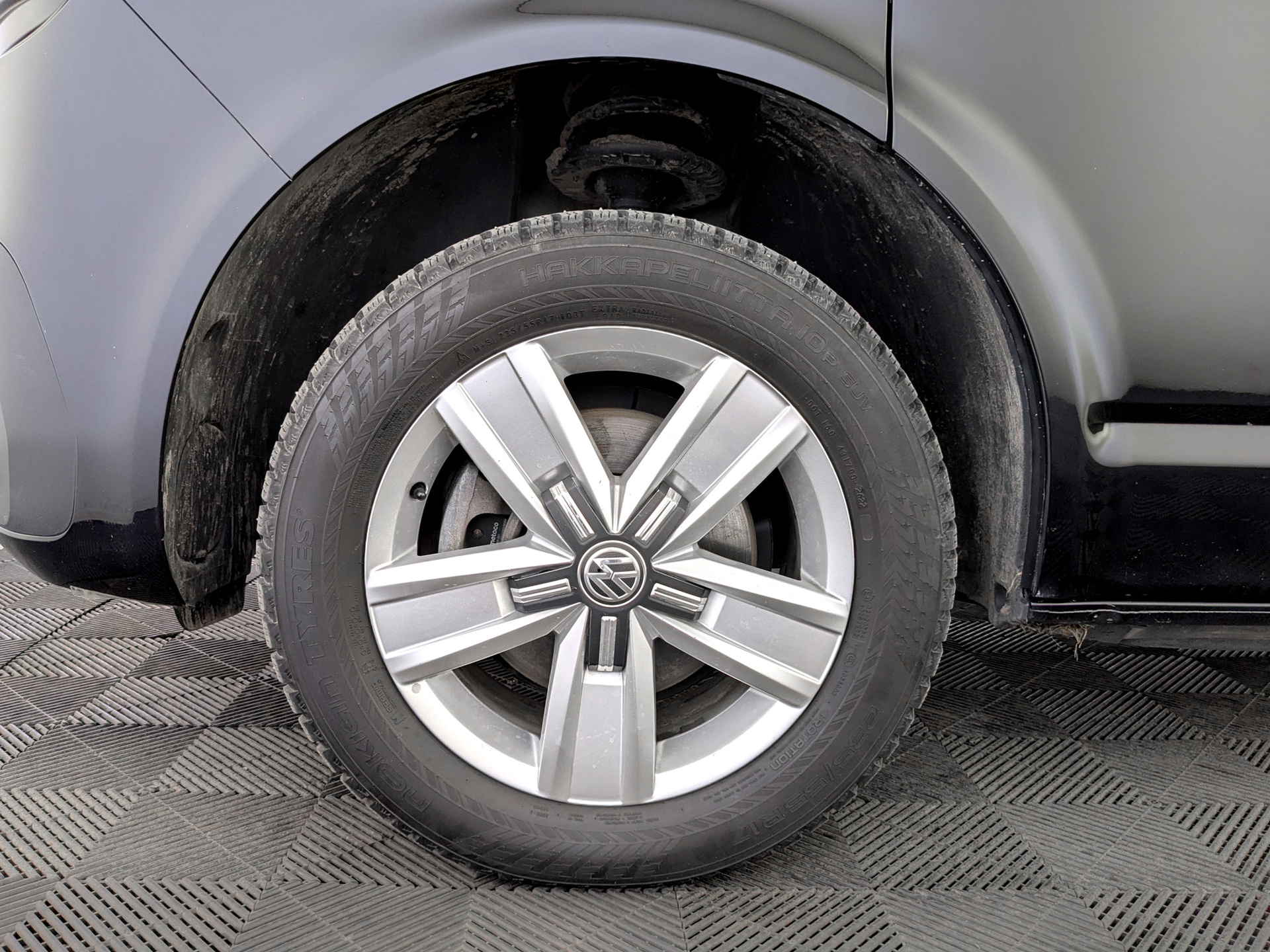VOLKSWAGEN Multivan 2.00 (150 л.с), автомат, 2021, пробег 68 484 км