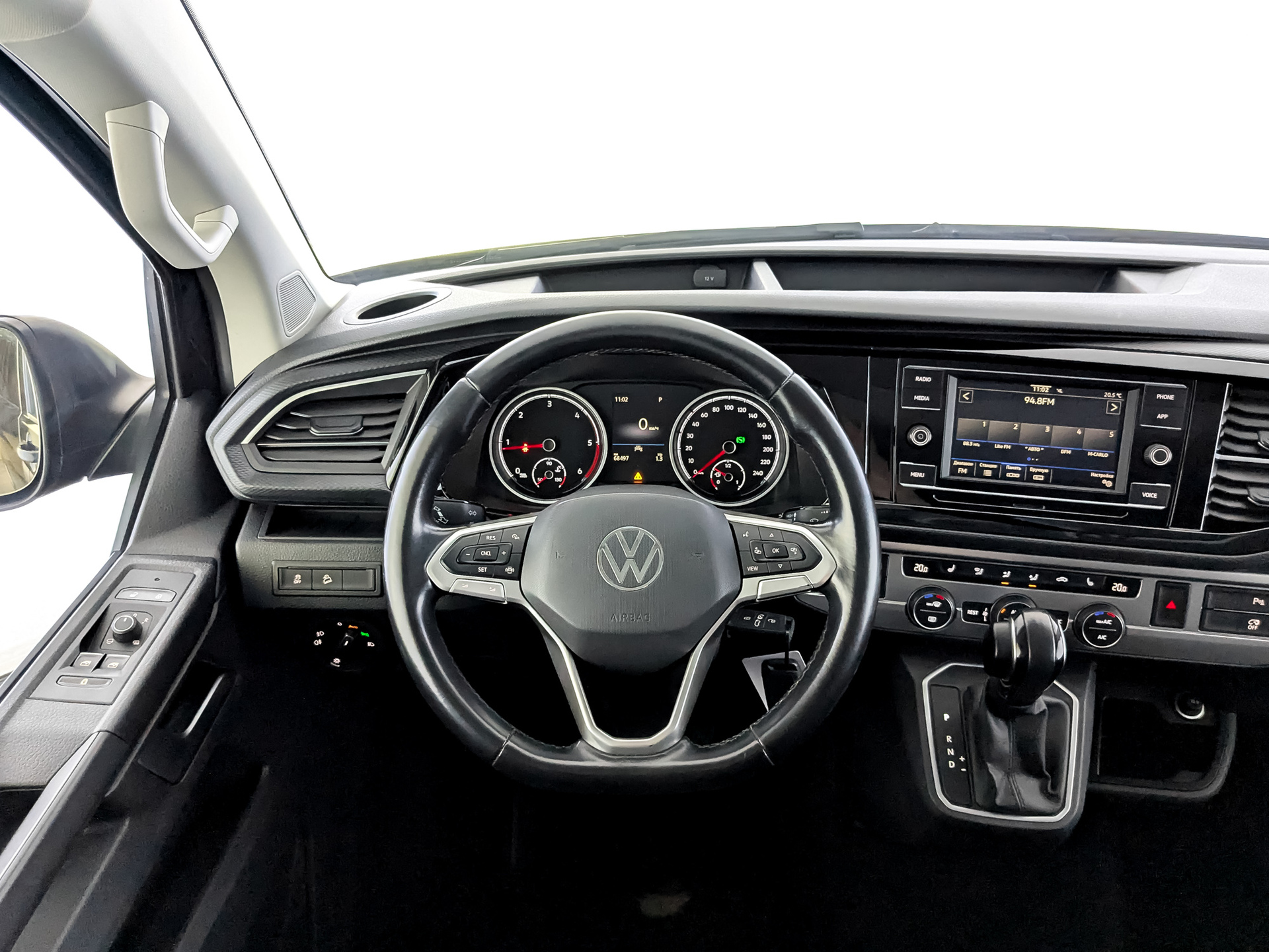 VOLKSWAGEN Multivan 2.00 (150 л.с), автомат, 2021, пробег 68 484 км