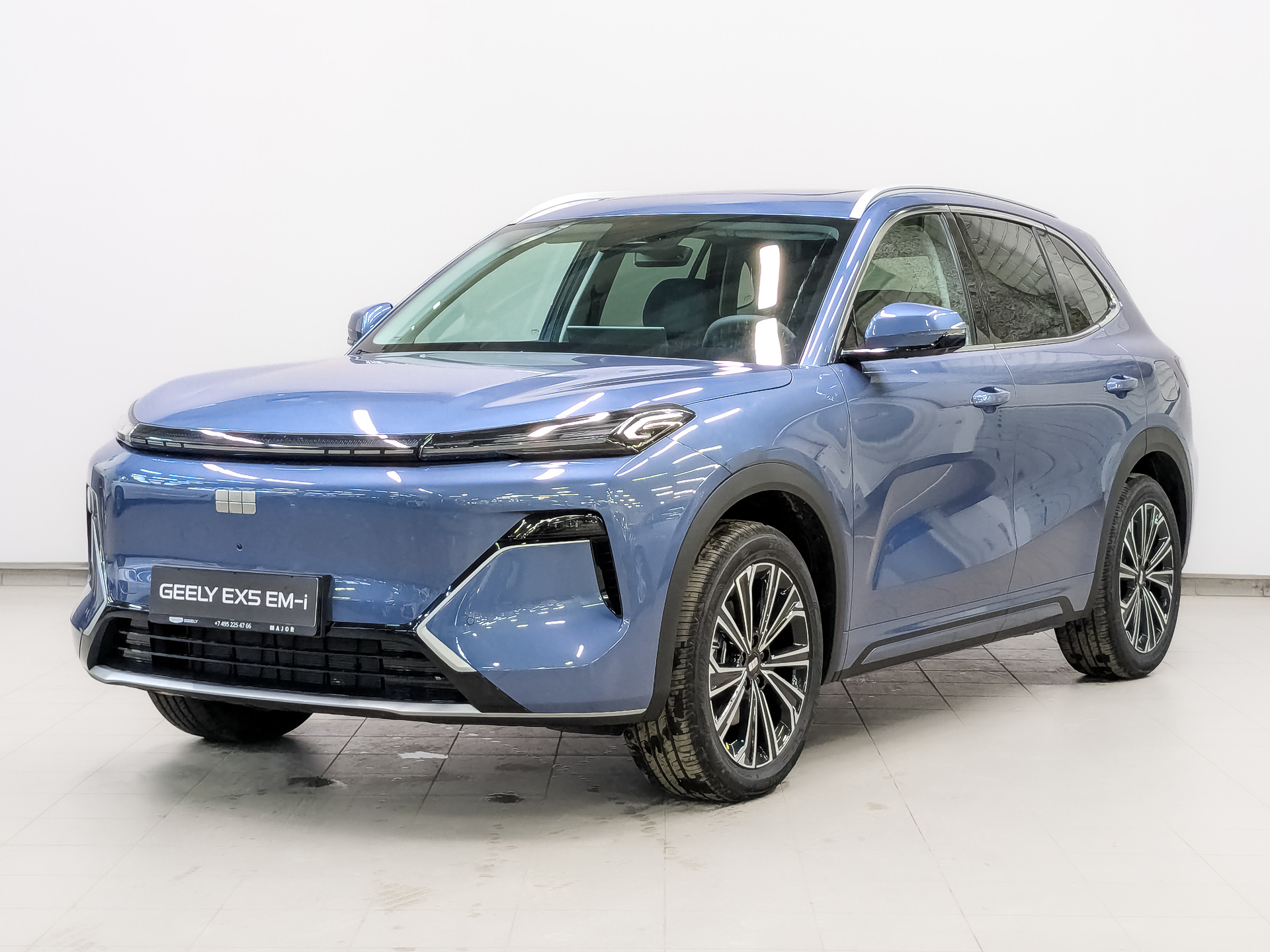 Фото Geely EX5 EM-i PHEV Max 1.5H/167 DHT 18.4кВт 2WD