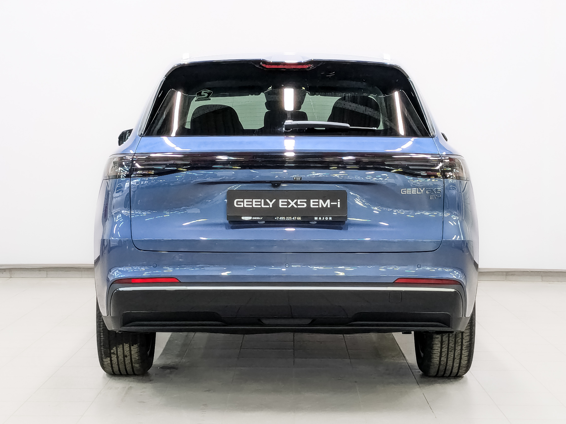Фото Geely EX5 EM-i PHEV Max 1.5H/167 DHT 18.4кВт 2WD