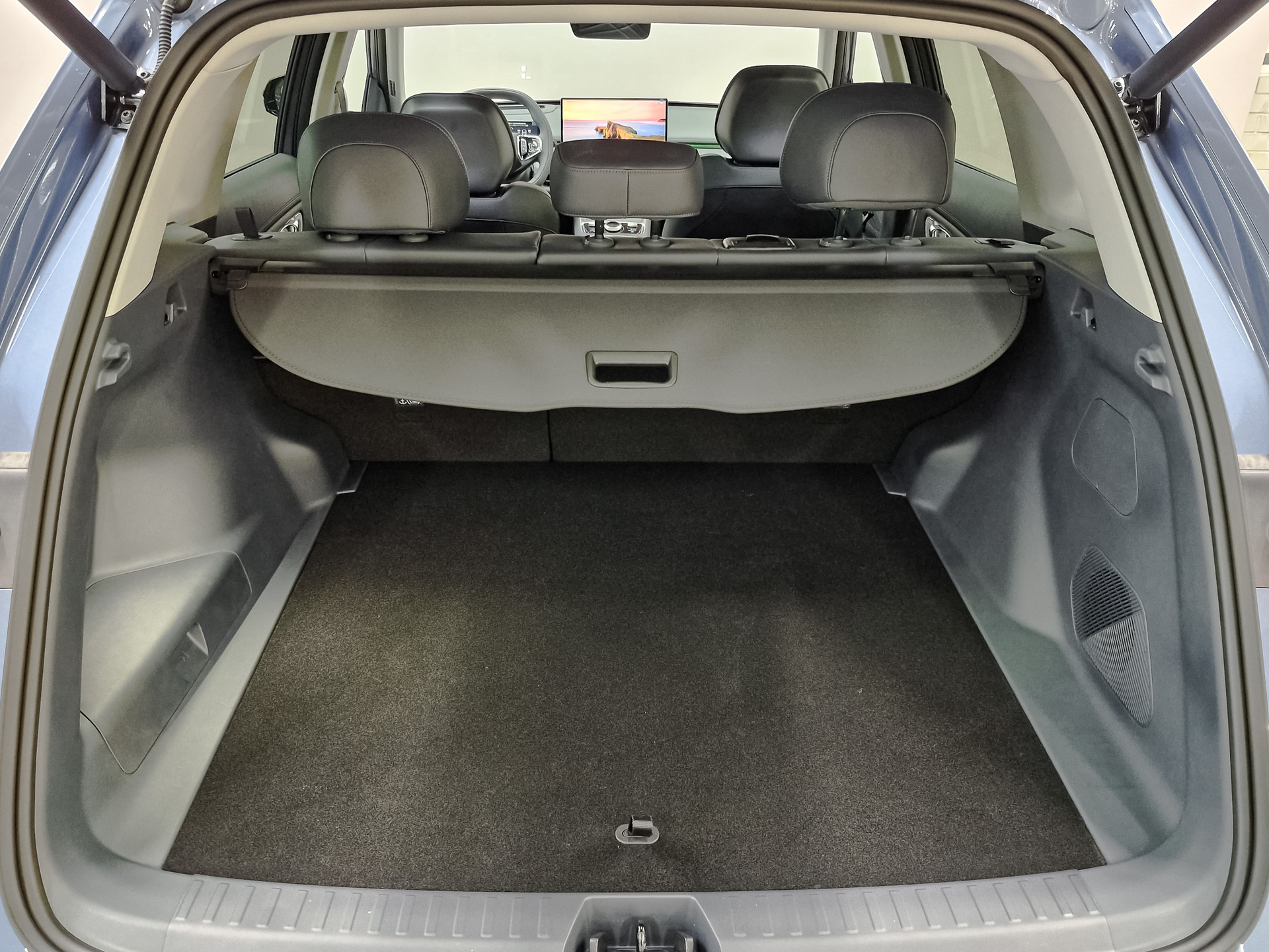 Фото Geely EX5 EM-i PHEV Max 1.5H/167 DHT 18.4кВт 2WD