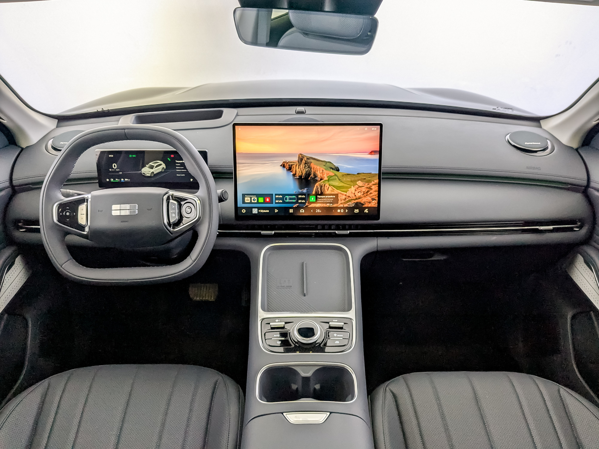 Фото Geely EX5 EM-i PHEV Max 1.5H/167 DHT 18.4кВт 2WD
