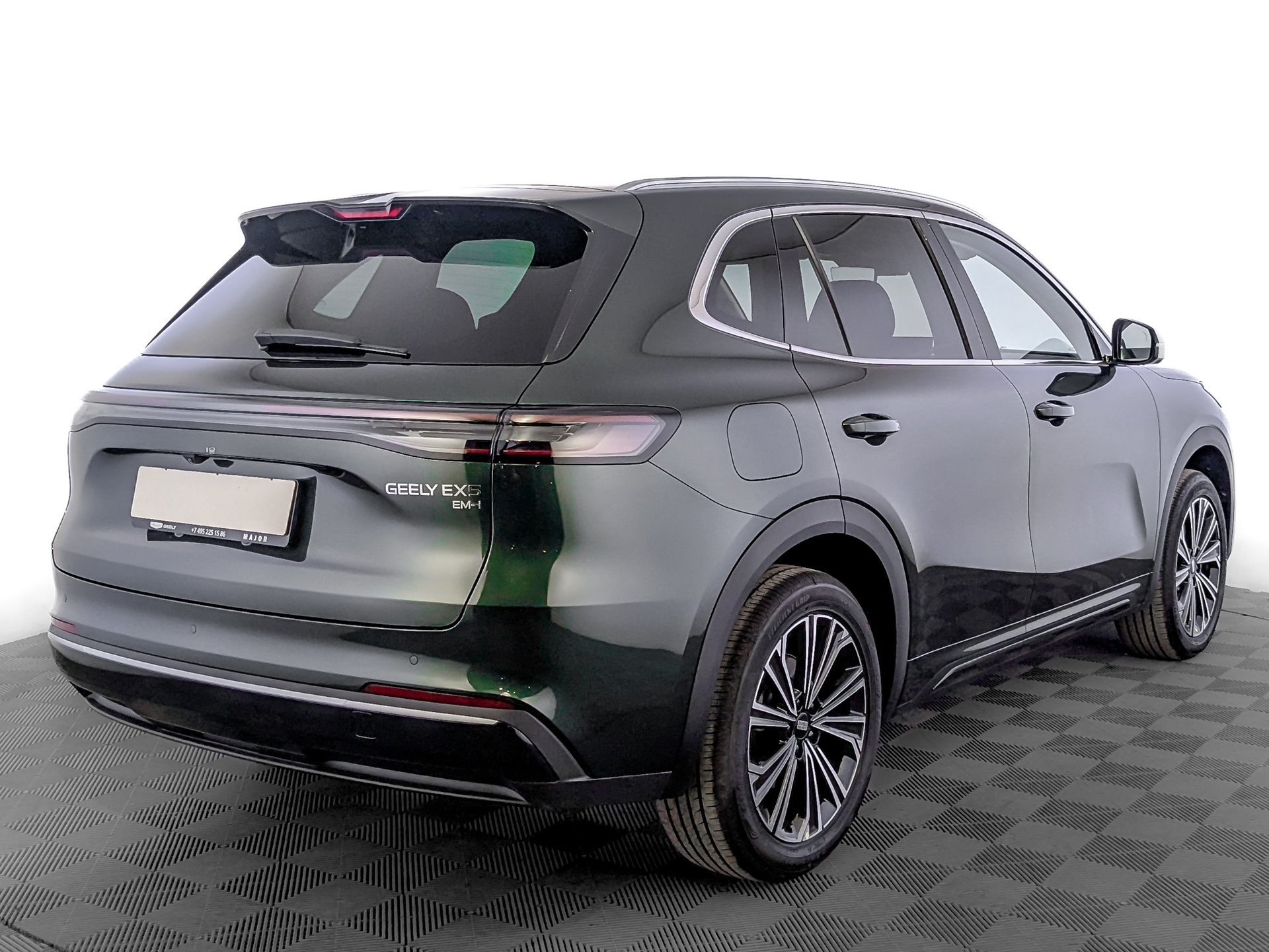 Фото Geely EX5 EM-i PHEV Max 1.5H/167 DHT 18.4кВт 2WD