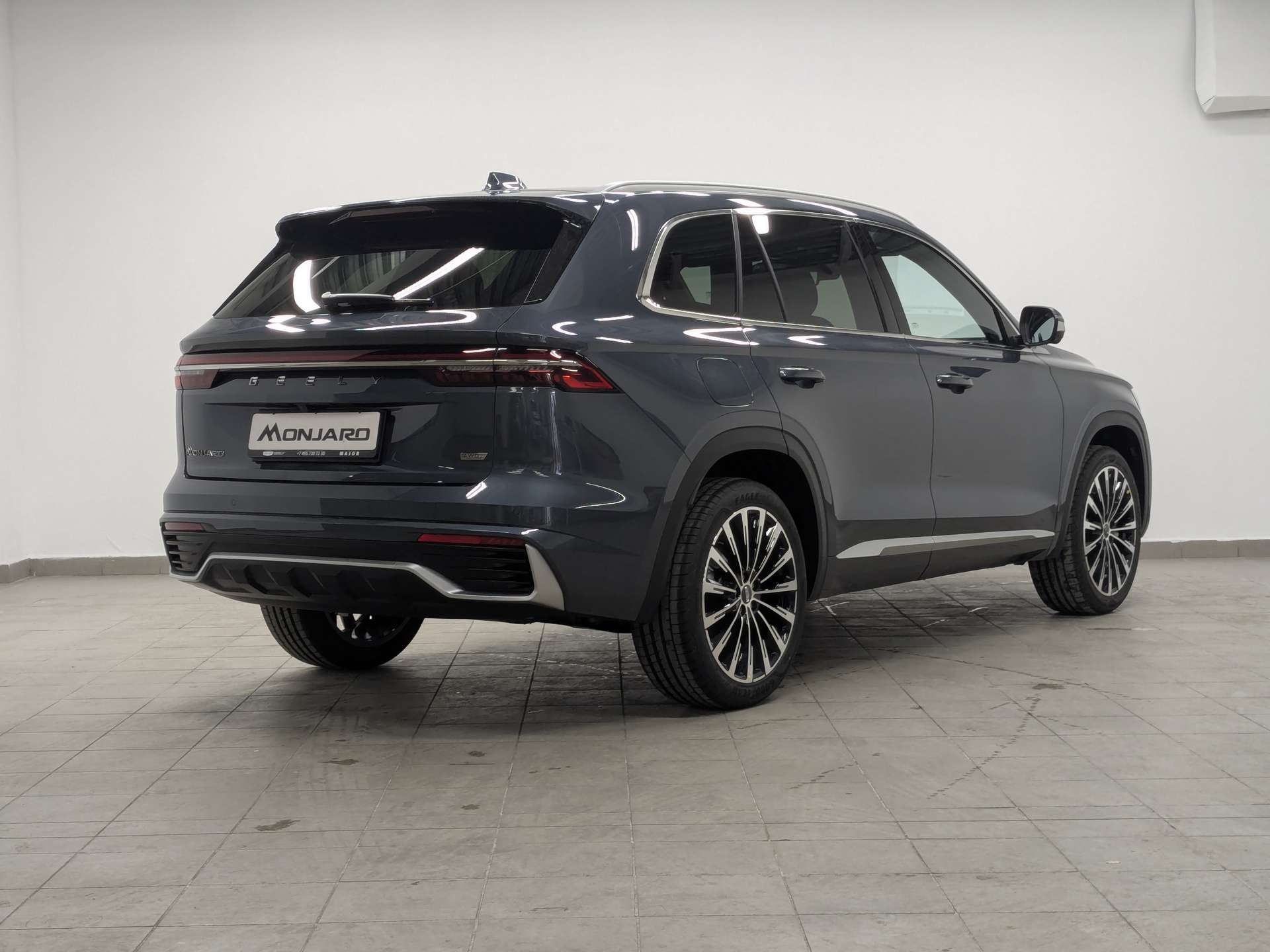Фото Monjaro Flagship SE 2.0T/238 8AT 4WD