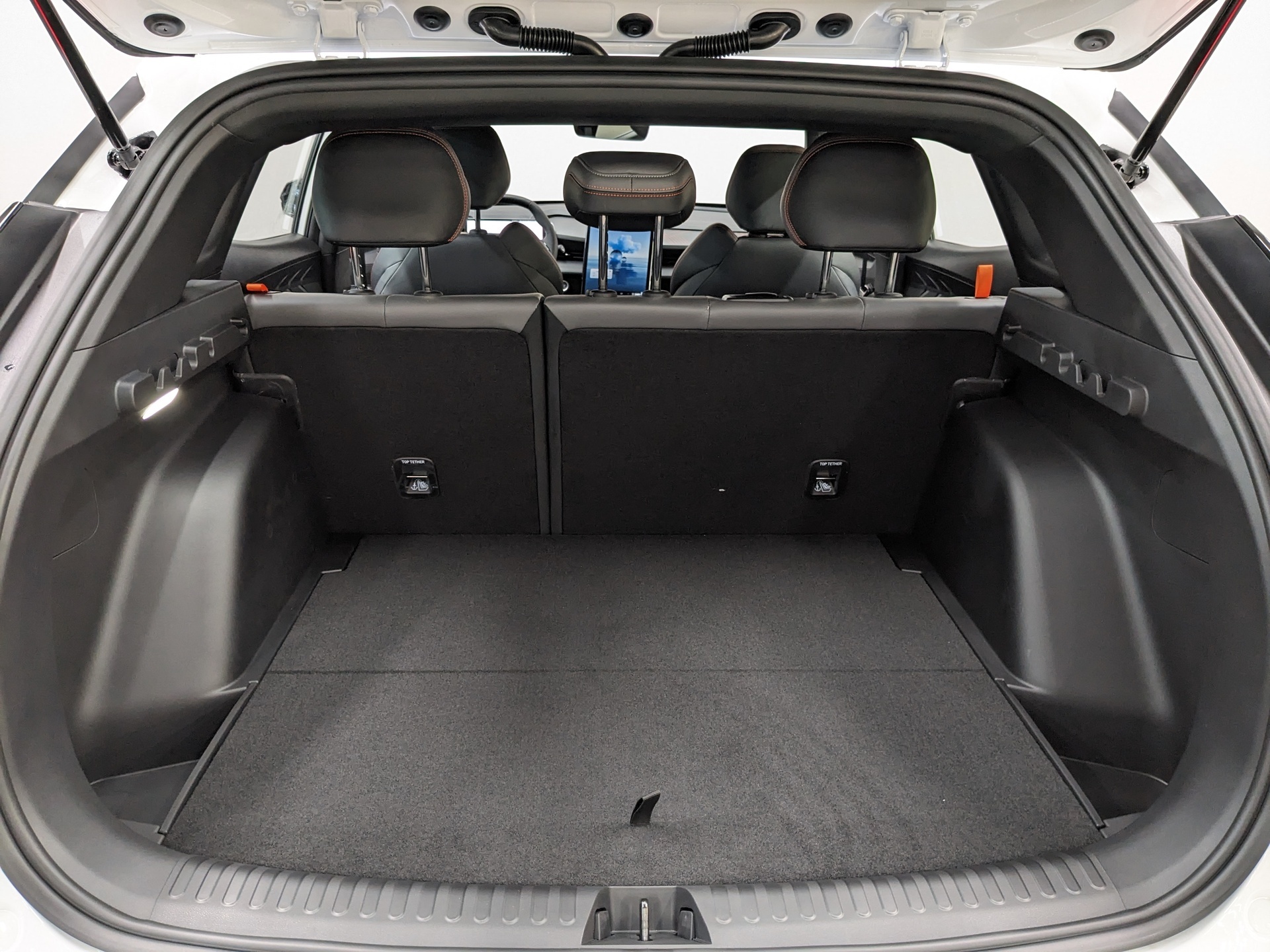 Фото Geely Cityray (G426) Luxury 1.5T/147 7RT 2WD