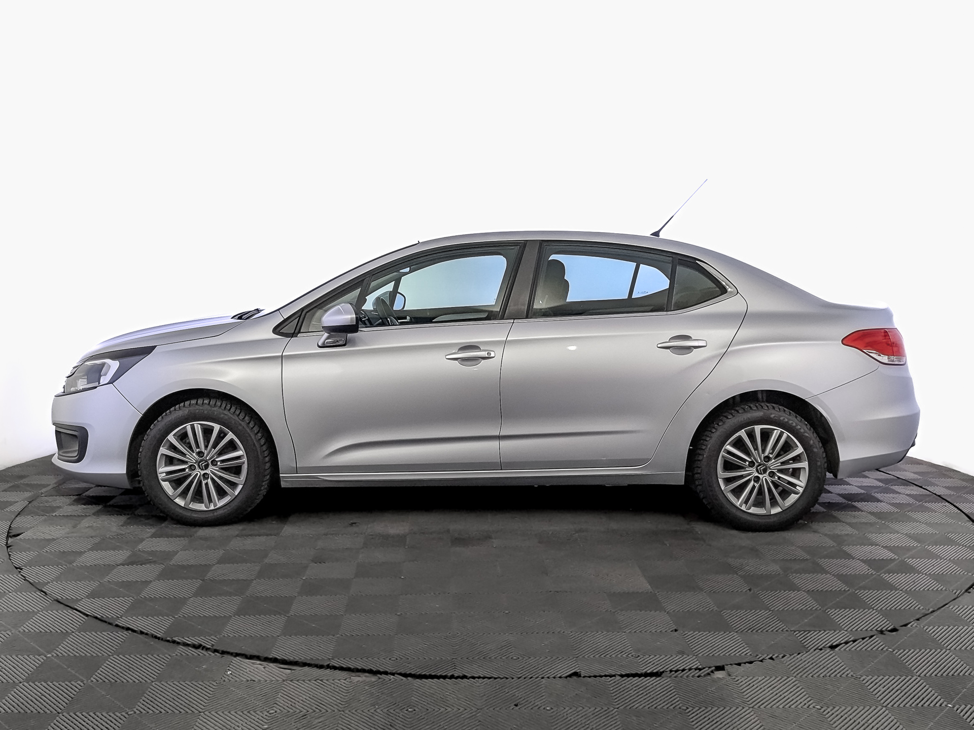 CITROEN C4 1.60 (115 л.с), автомат, 2020, пробег 33 548 км